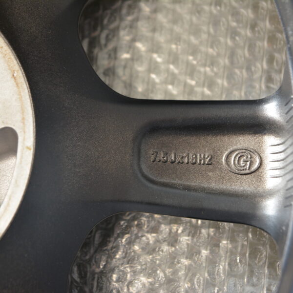 Continental Van Contact Camper 255/55R18