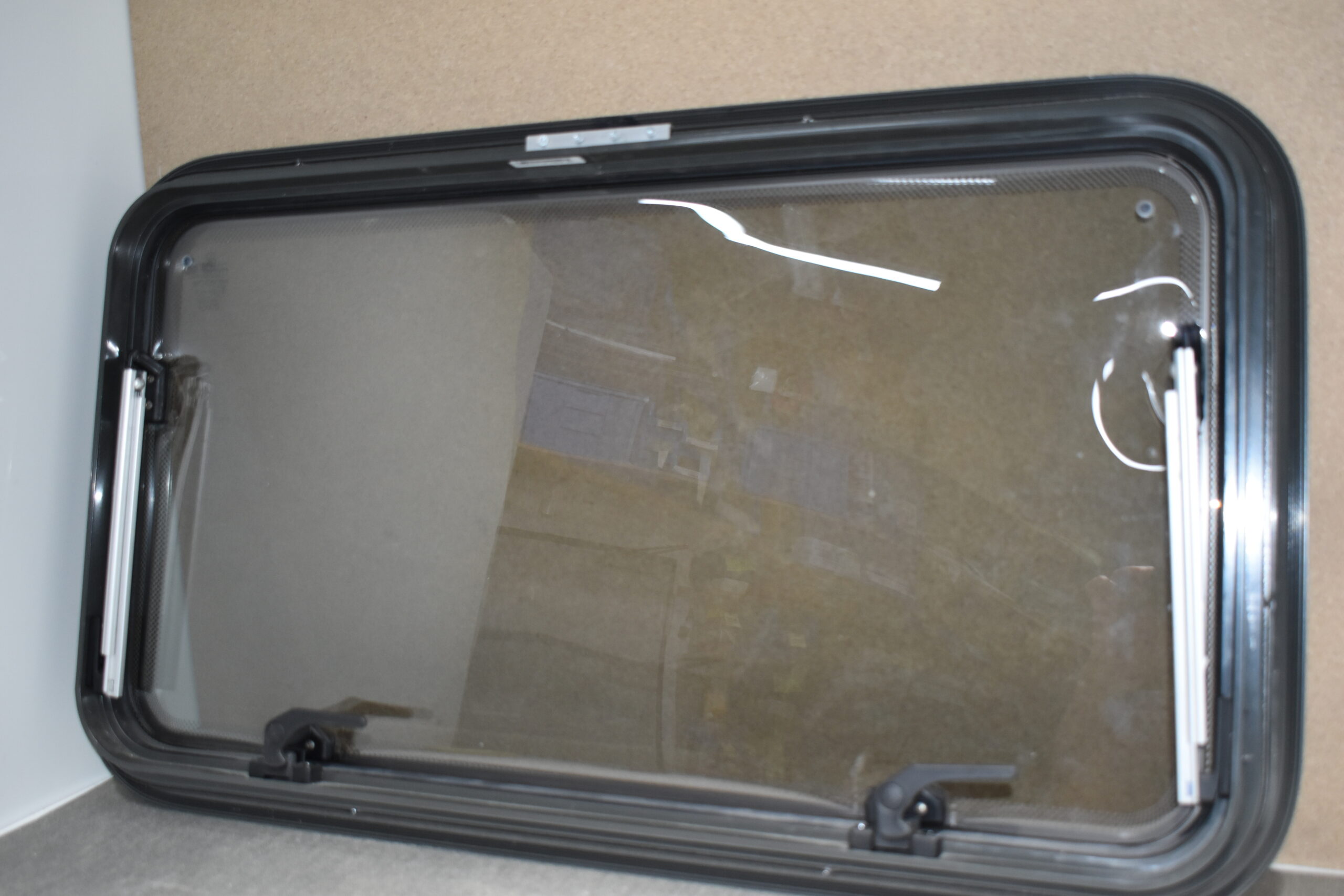 Polyplastic Fenster 800 x 450 mm