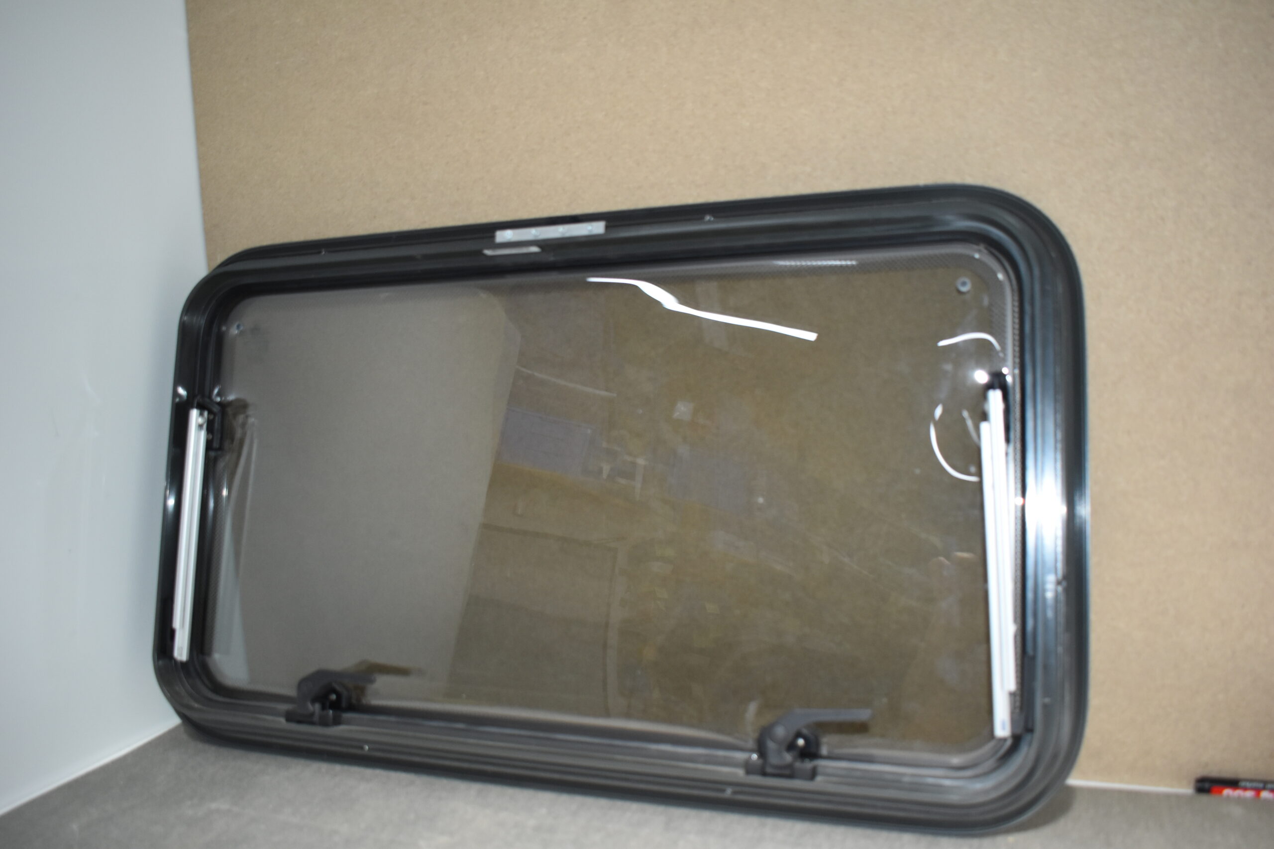 Polyplastic Fenster 800 x 450 mm