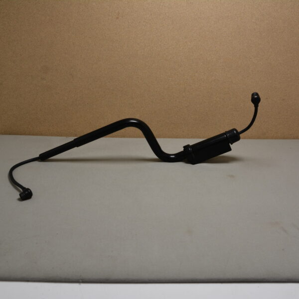 Spiegelarm Fahrerseite Liner 1