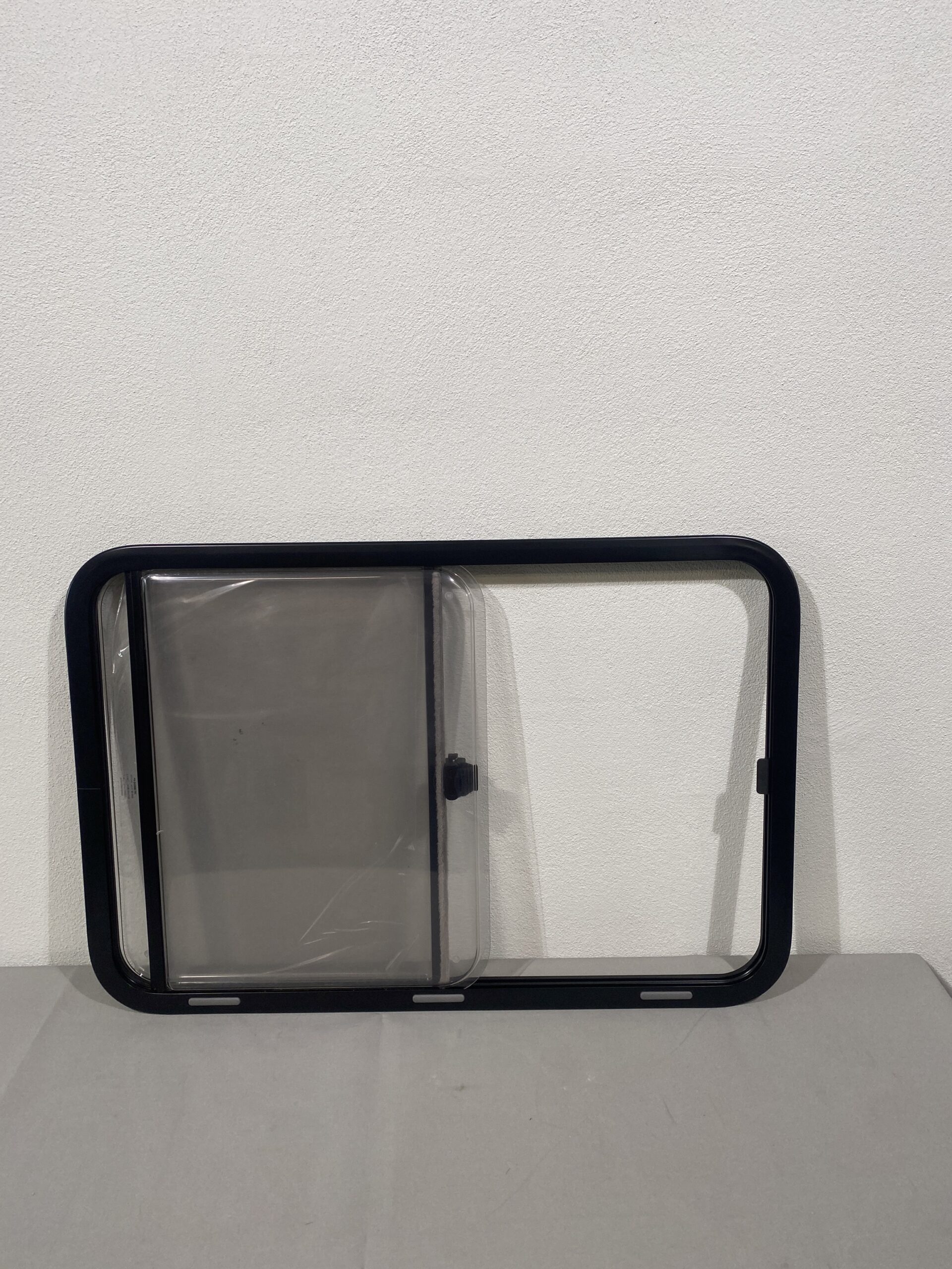 Dometic Schiebefenster 900x600mm S7 schwarz