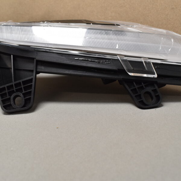 LED-Tagfahrlicht-Scheinwerferblende links, schwarz