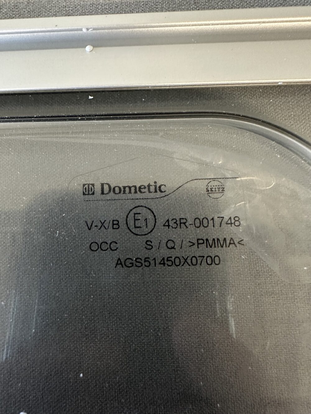 Ersatzscheibe für Dometic S4/S5 Fenster 1450x700mm Neu