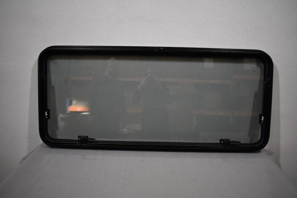 Mekuwa Ausstellfenster 1400x600 mm