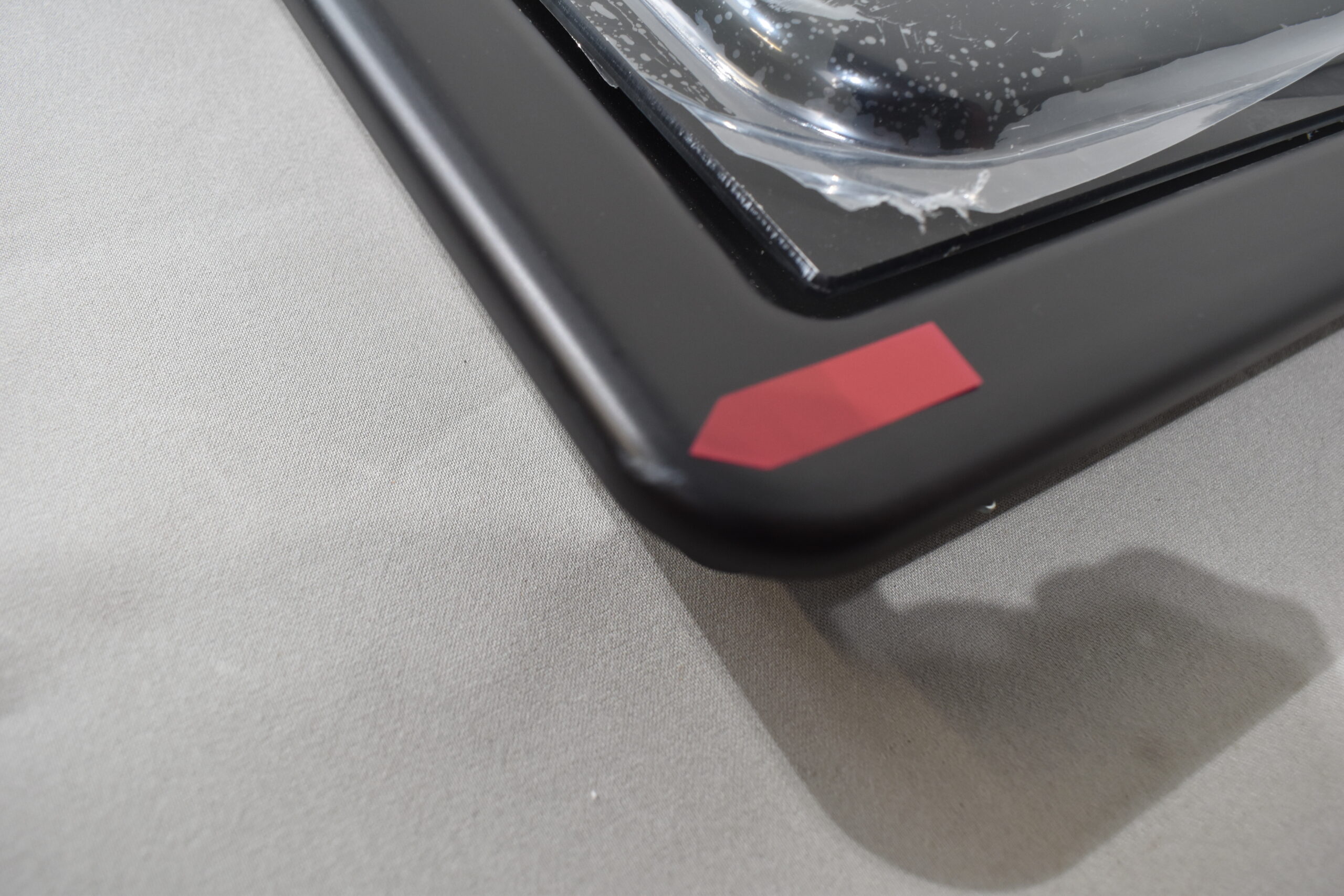 Carbest Ausstellfenster mit Verdunklungssystem und Insektenschutz 900x450 mm