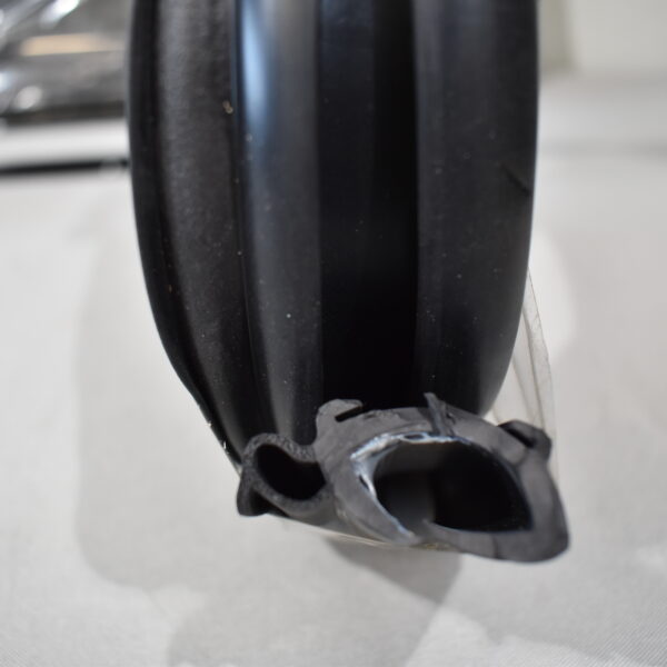 Polyplatic Vorgehängtes Heckfenster 560x500 mm schwarz