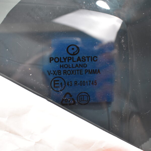 Polyplastic Vorgehängtes Heckfenster 560x500 mm