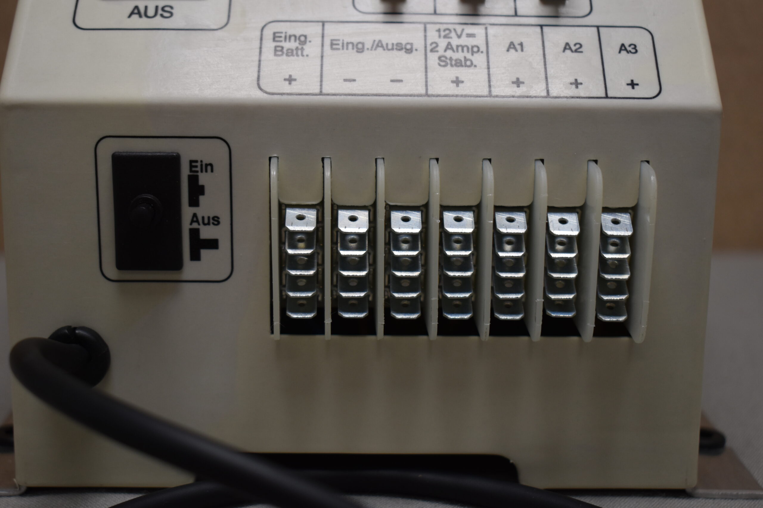 Dometic MK375 Wechselrichter