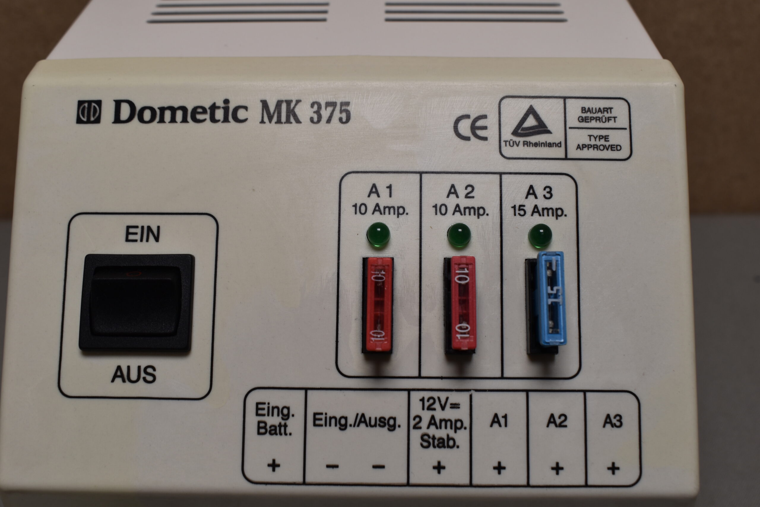 Dometic MK375 Wechselrichter