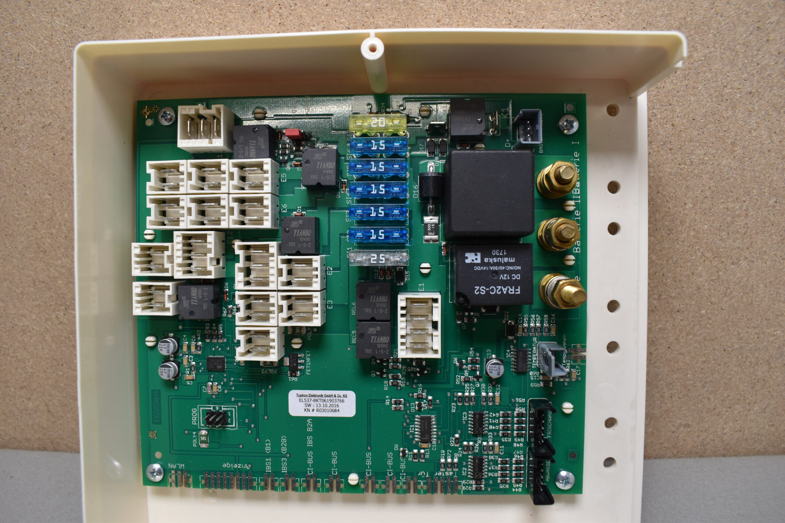 Toptron Verteilerbox