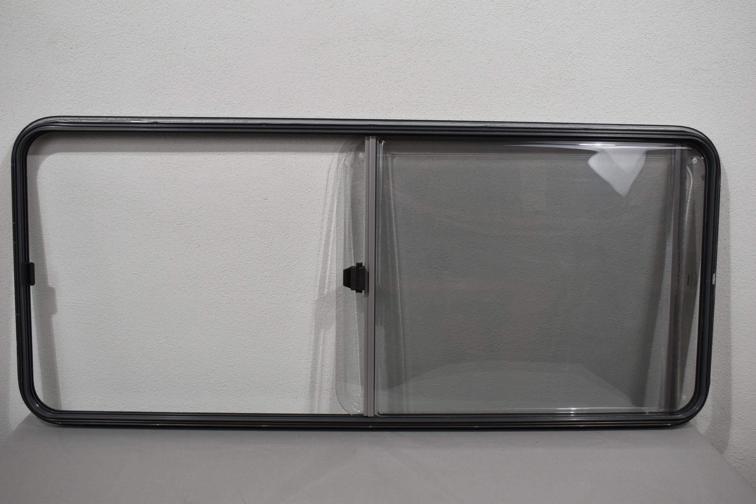 Dometic S7 Schiebefenster 1400x600mm