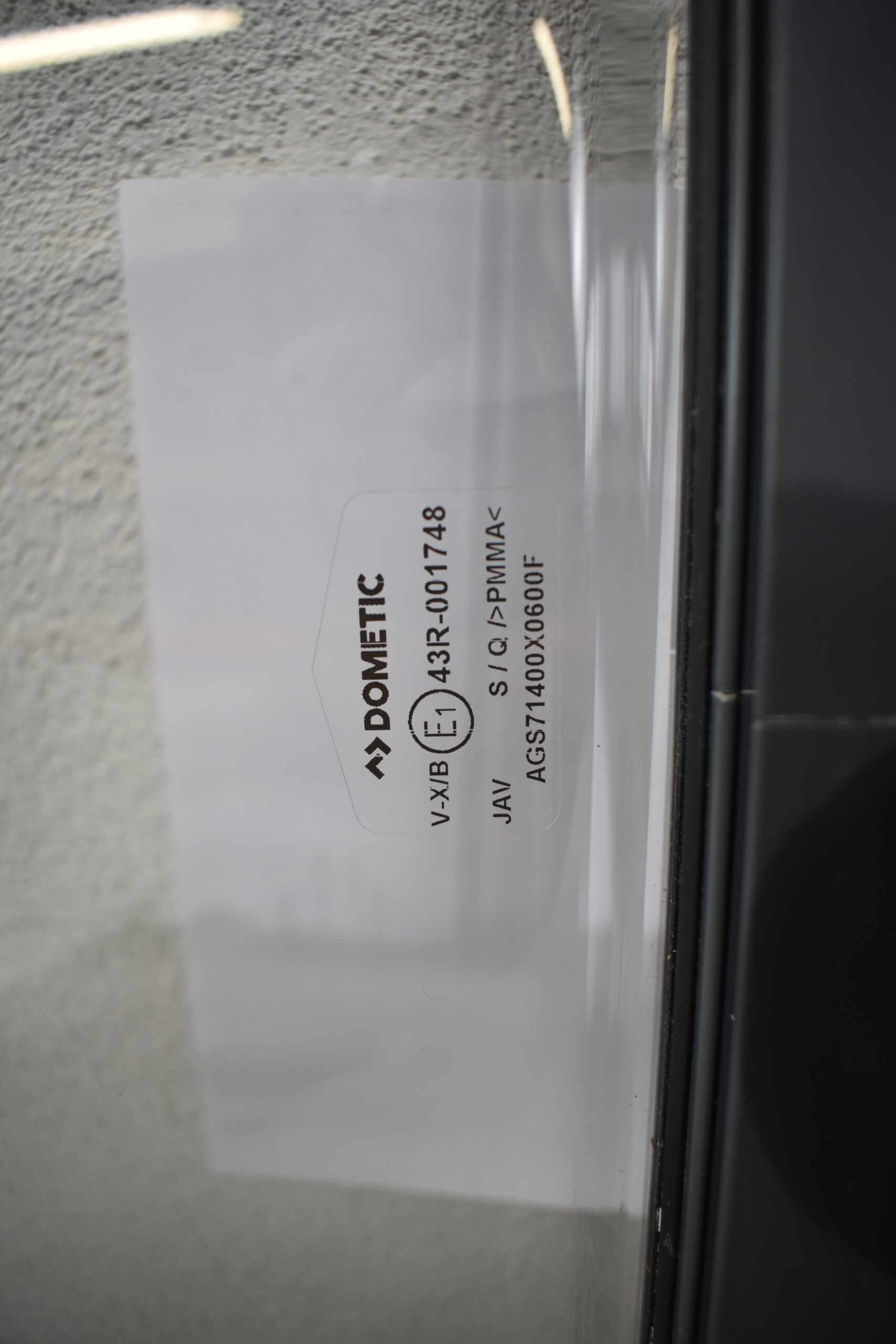 Dometic S7 Schiebefenster 1400x600mm