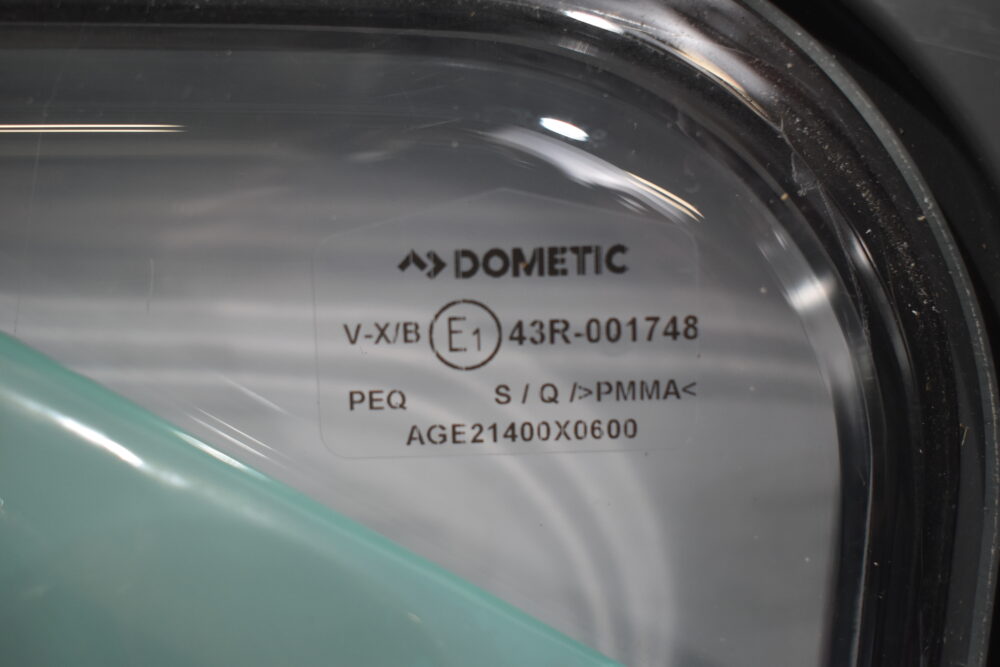 Dometic S7Z Ausstellfenster 1400x600mm