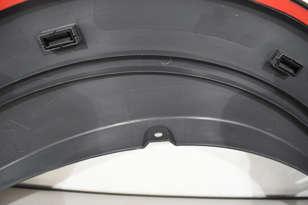 Radlaufblende schwarz 970mm