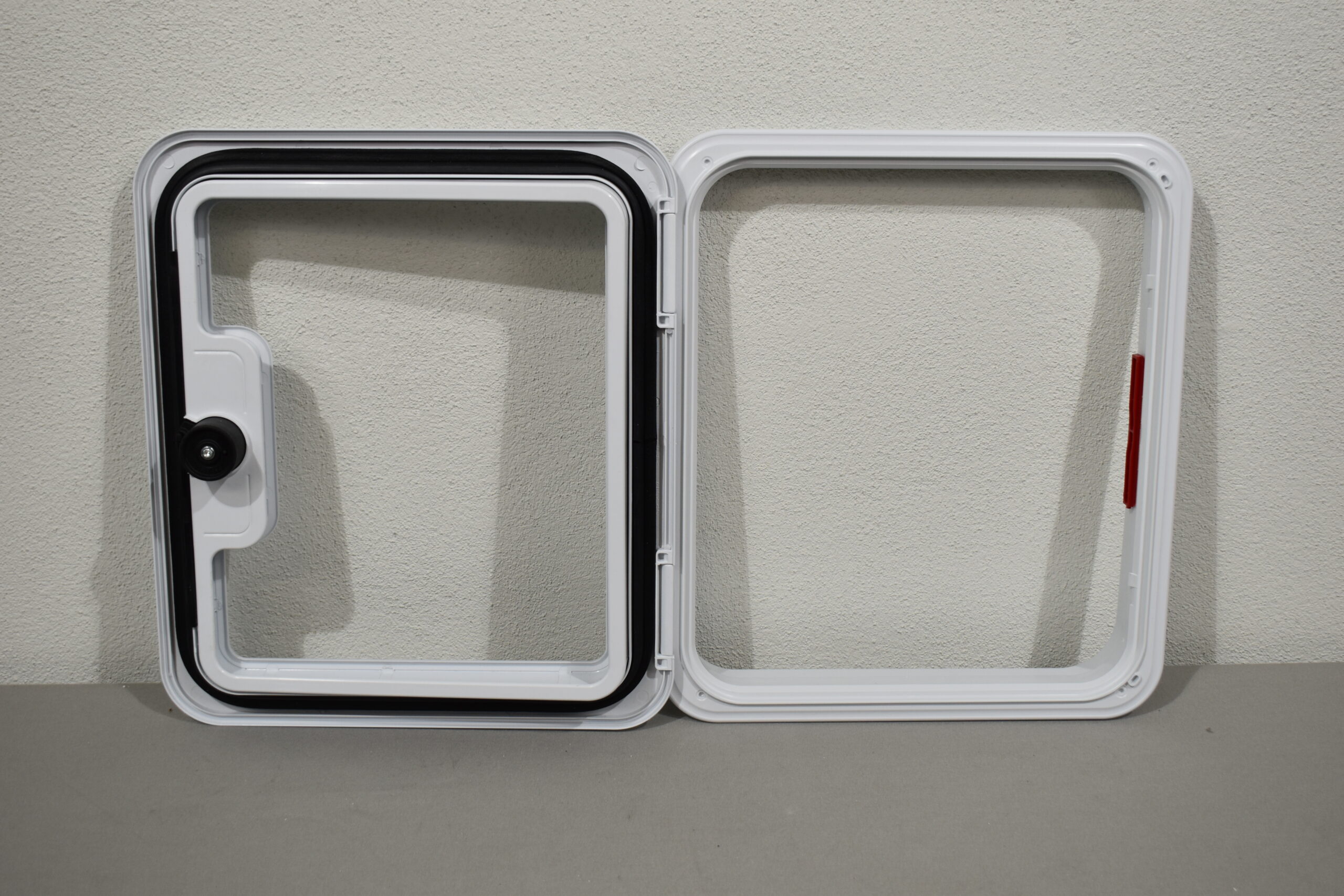 Serviceklappe Kassettentoilette 370x320mm weiß