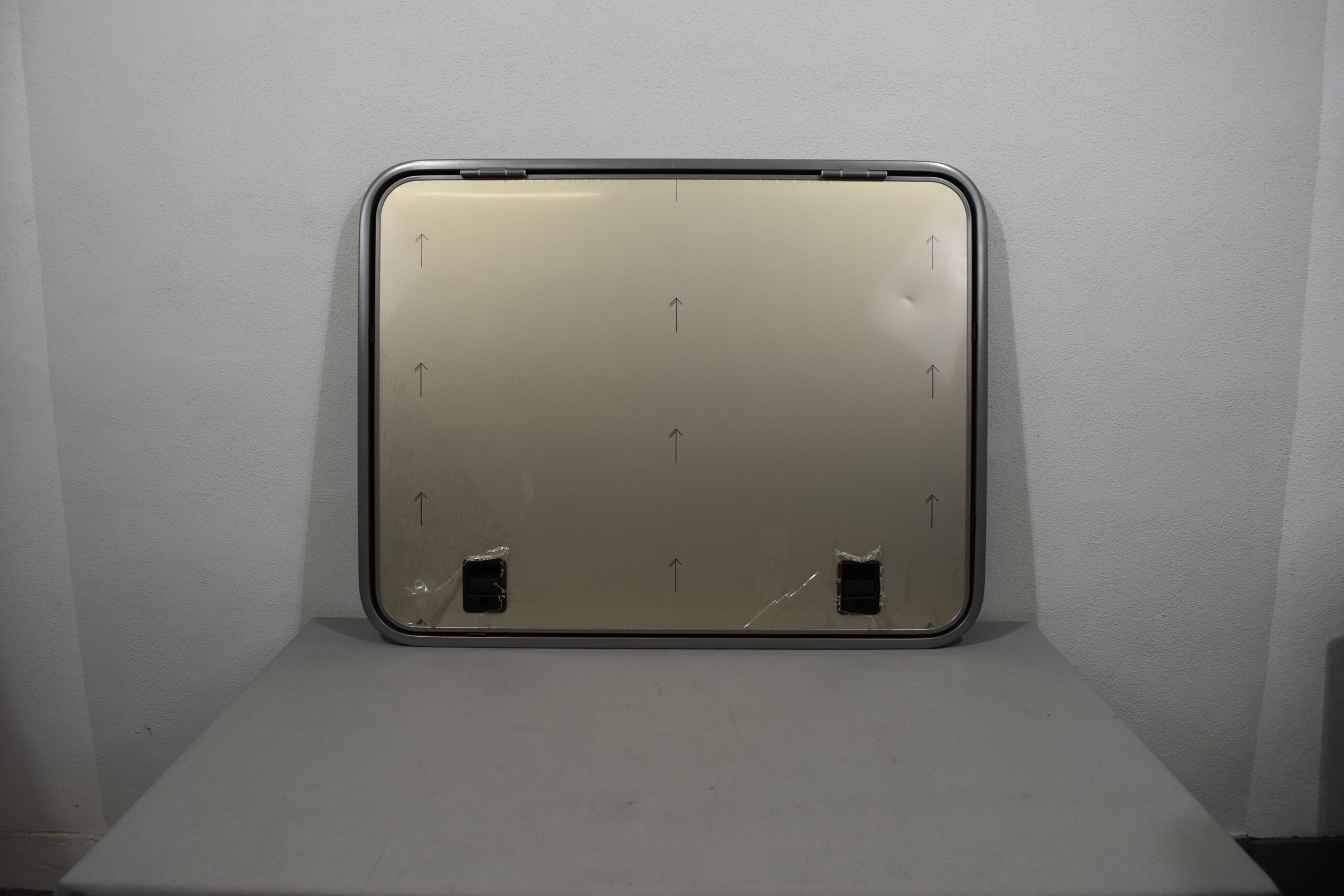 Serviceklappe 855x1105mm gold