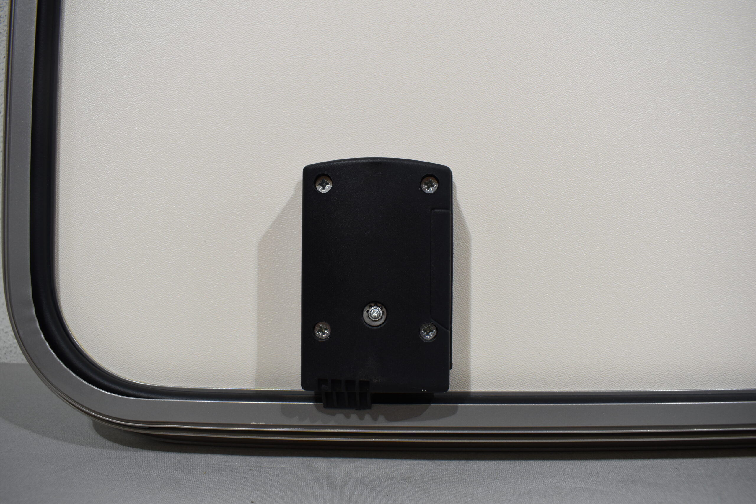 Serviceklappe 855x1105mm gold