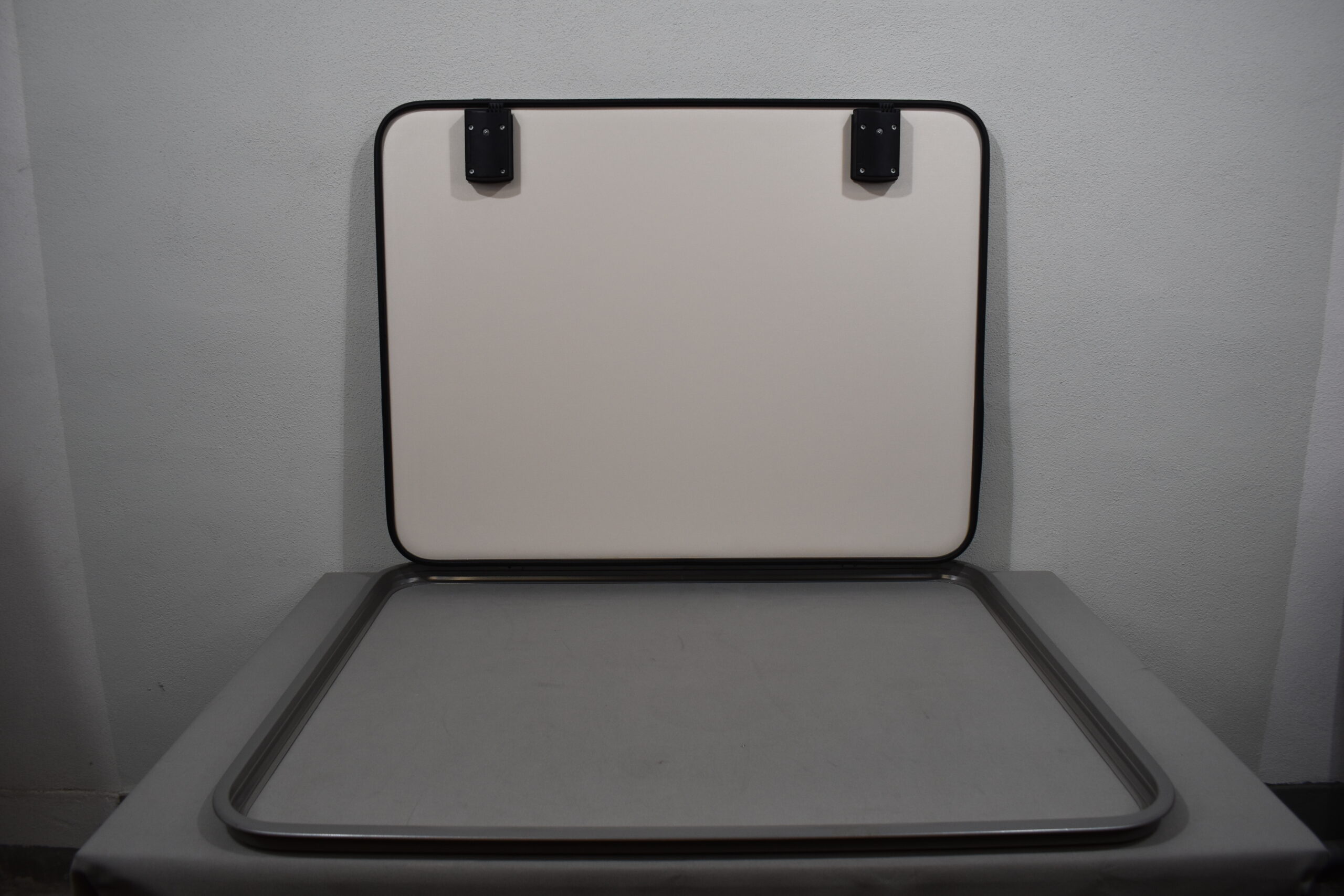 Serviceklappe 855x1105mm gold