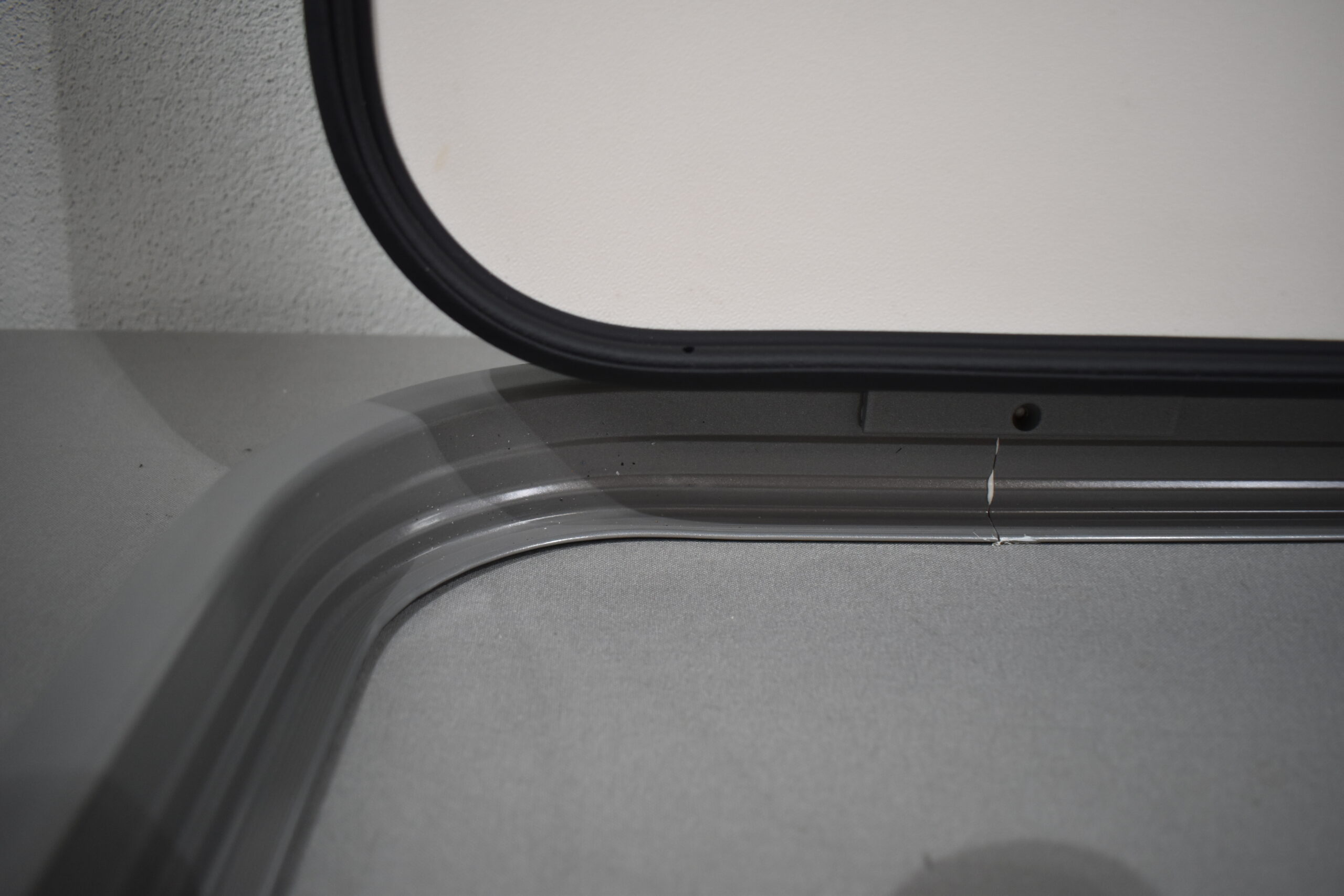 Serviceklappe 980x730mm weiß