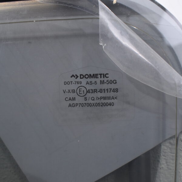 Dometic Ausstellscheibe 700x520mm