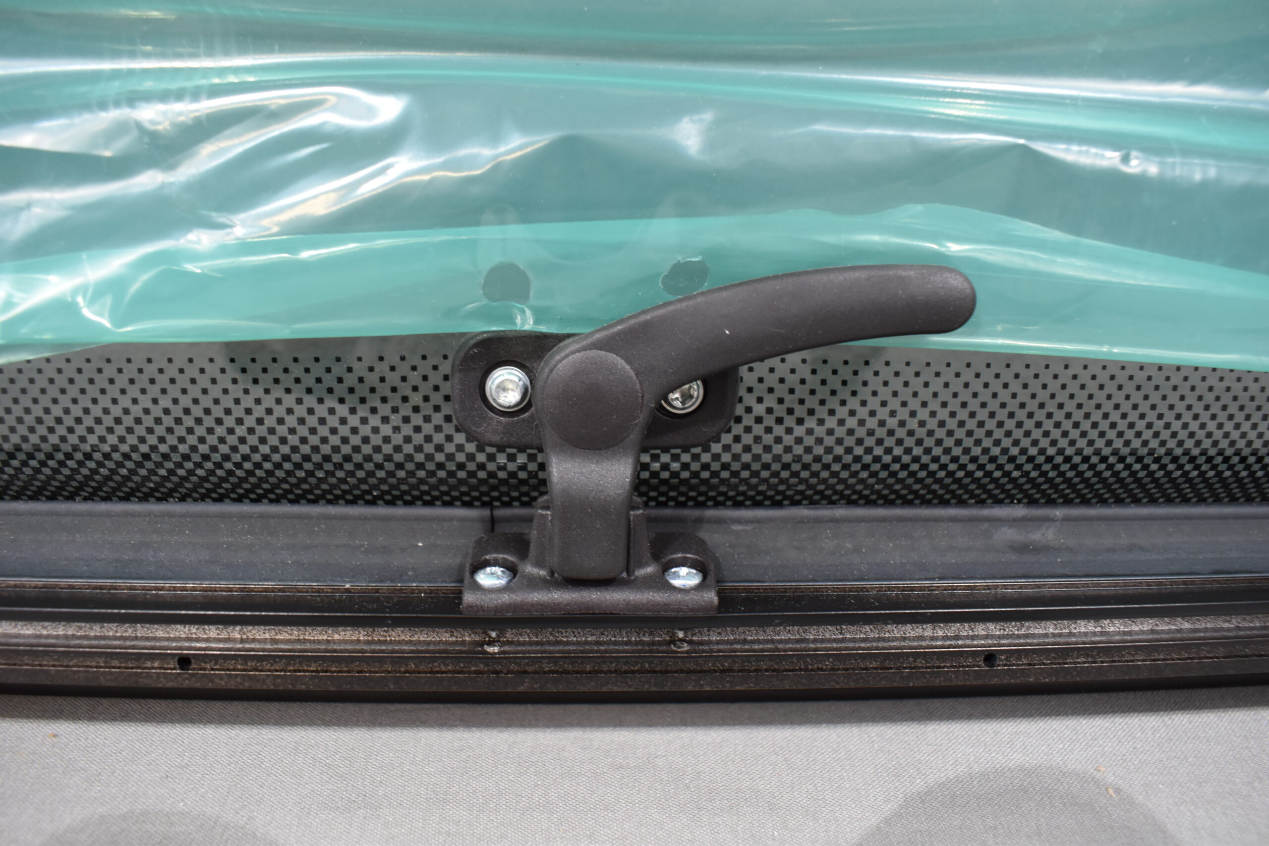 Dometic Ausstellfenster 900x500mm schwarz