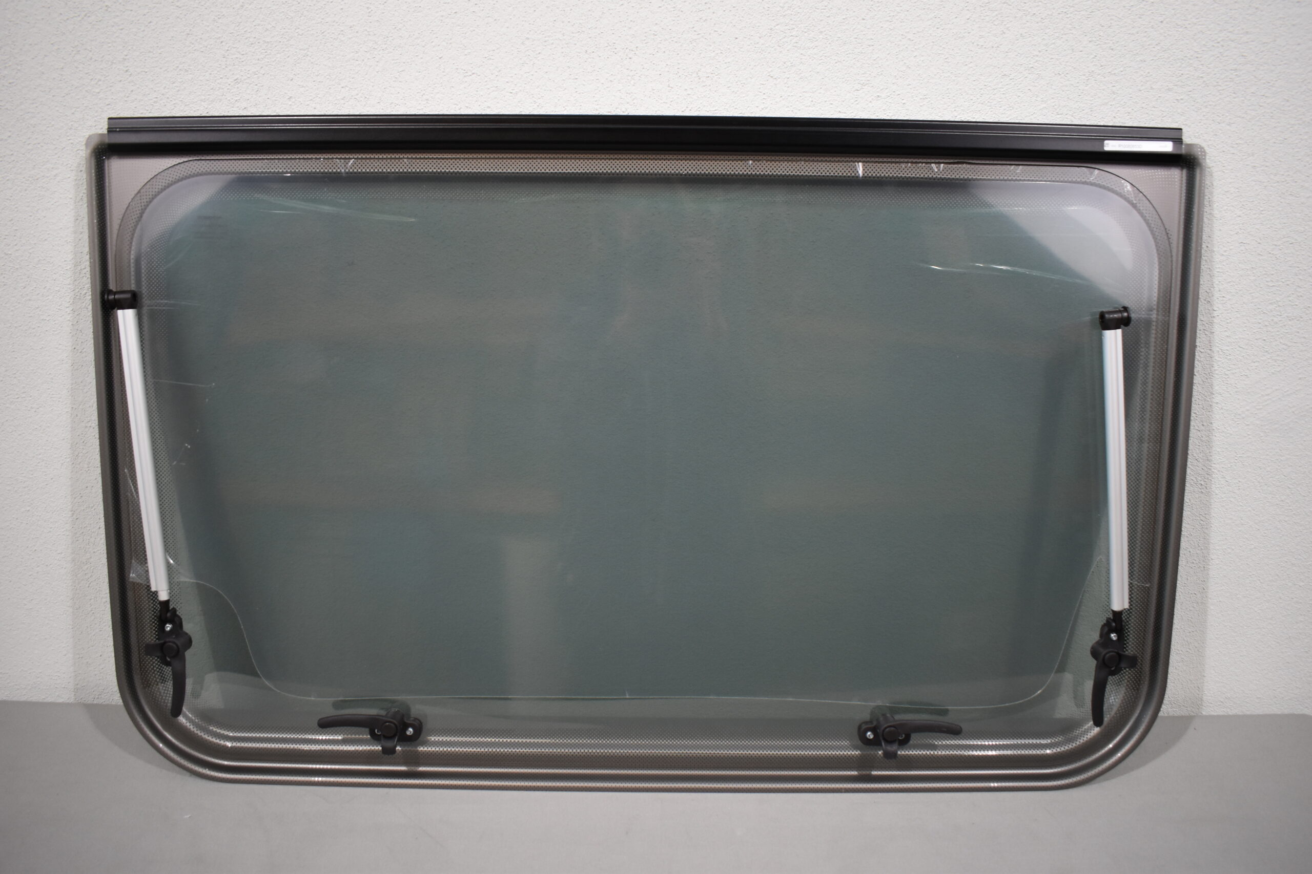 Dometic Ausstellscheibe 900x520mm