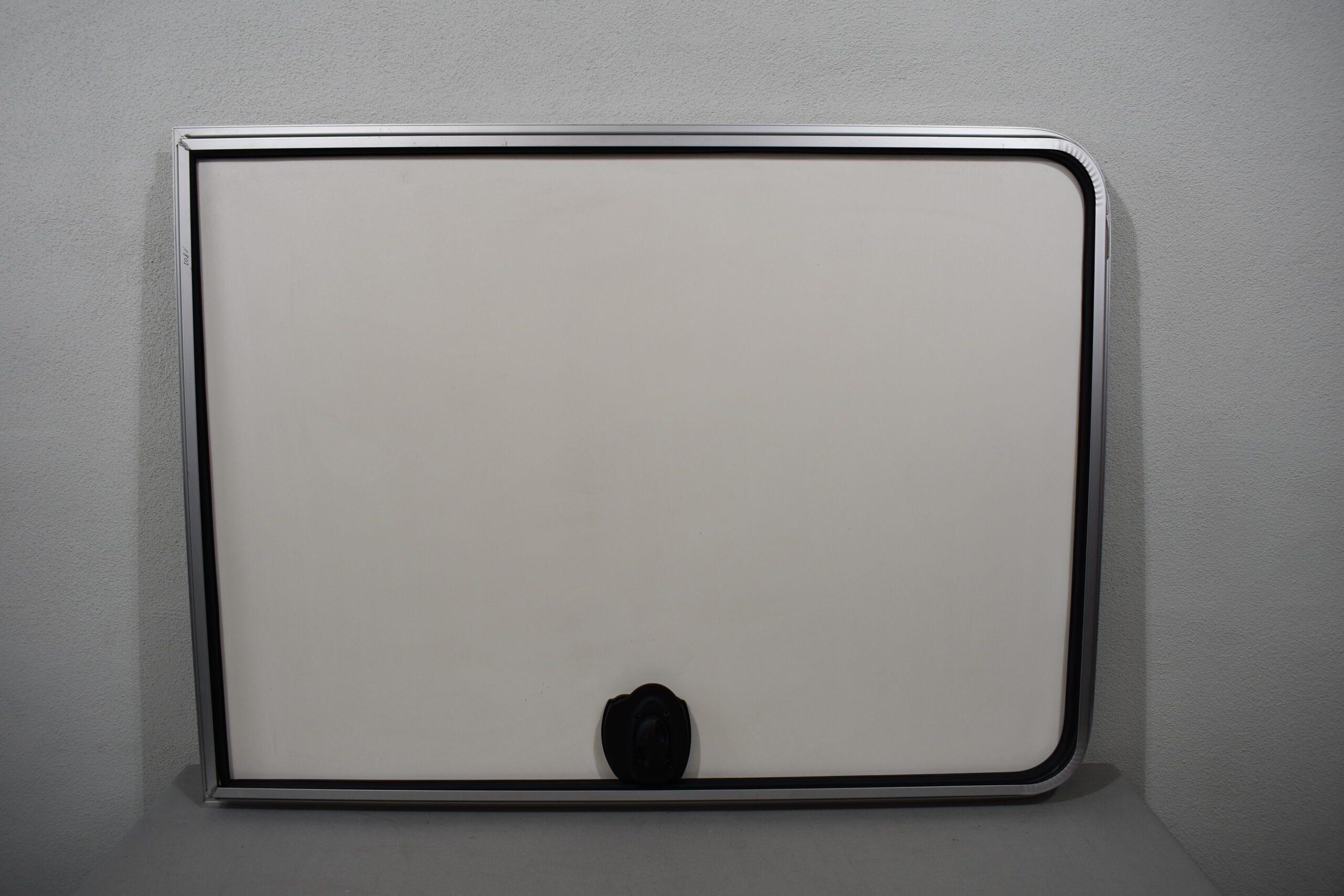 Serviceklappe 900x1225mm silber/weiß