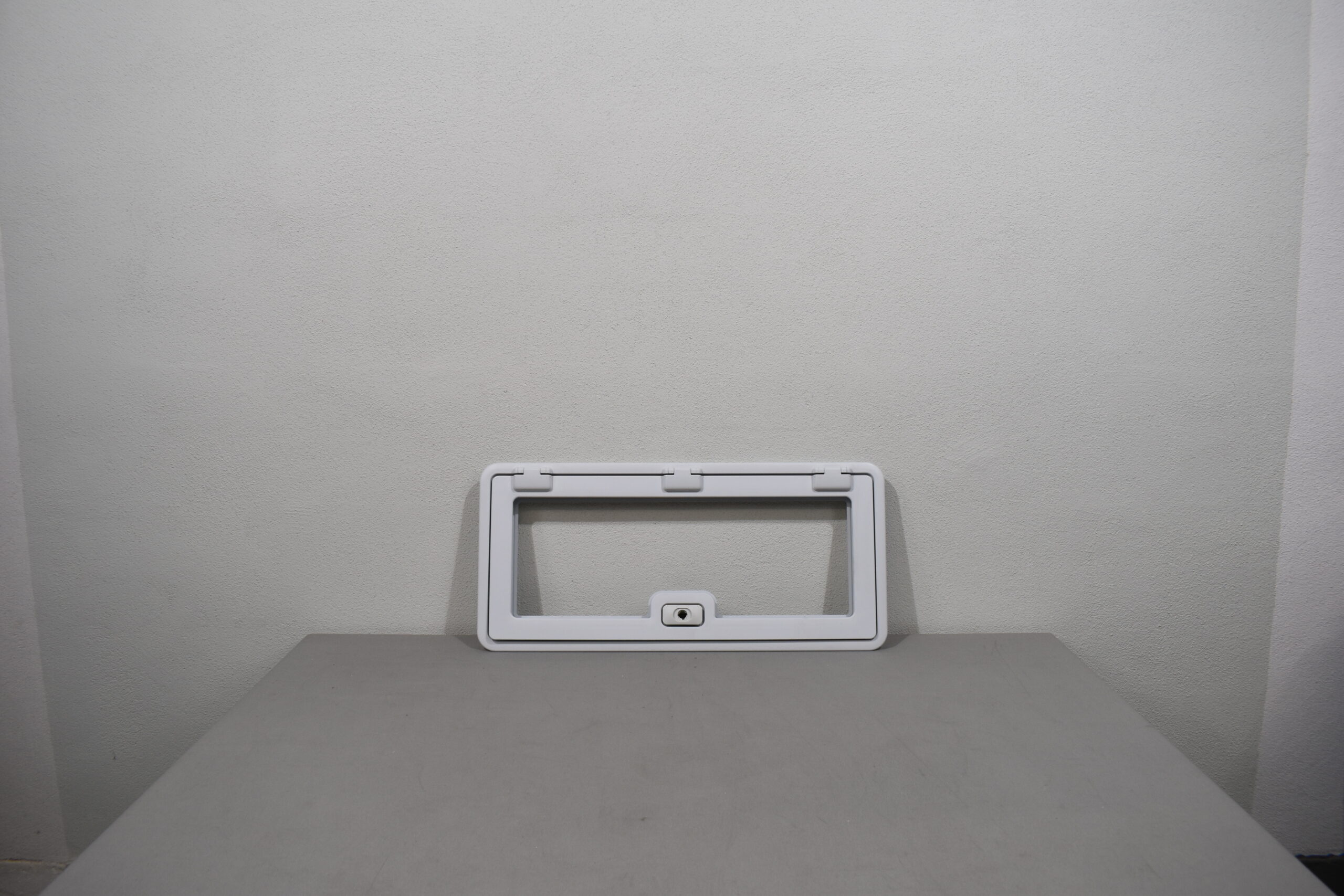 Klappenrahmen Kunststoff 345x735mm weiß