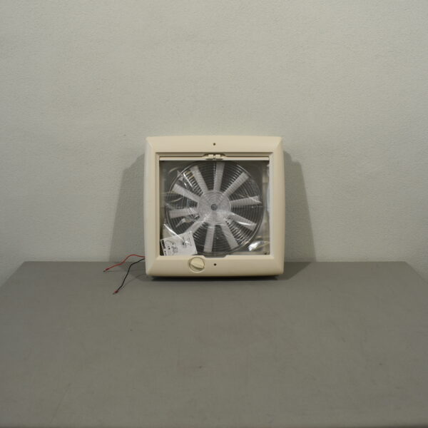 Thule Dachhaube mit 12 Volt Ventilator