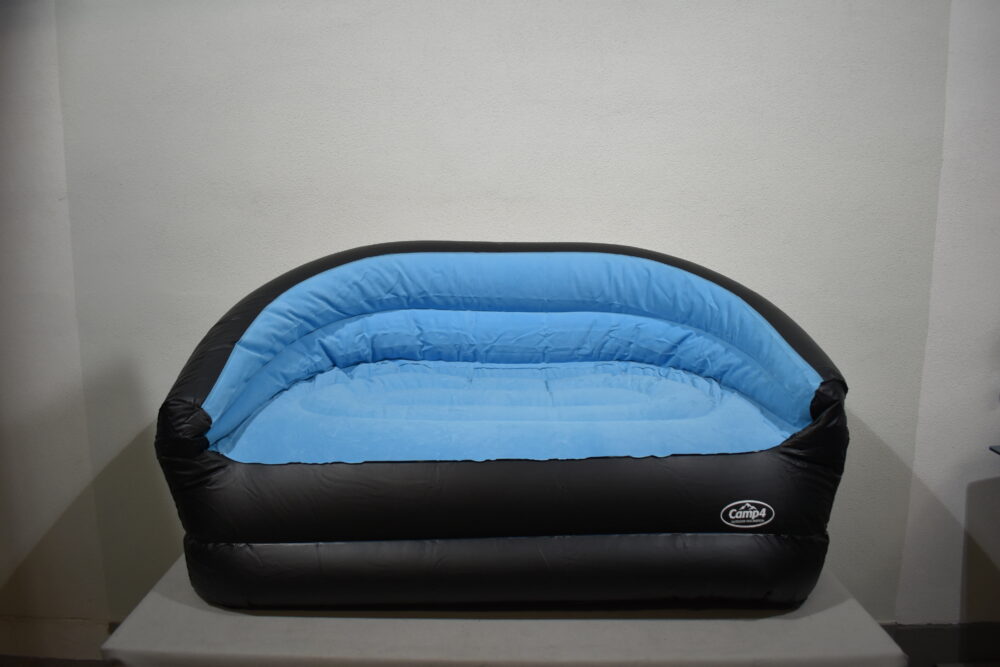 Camp 4 Relex Luftsofa Schwarz / Eisblau