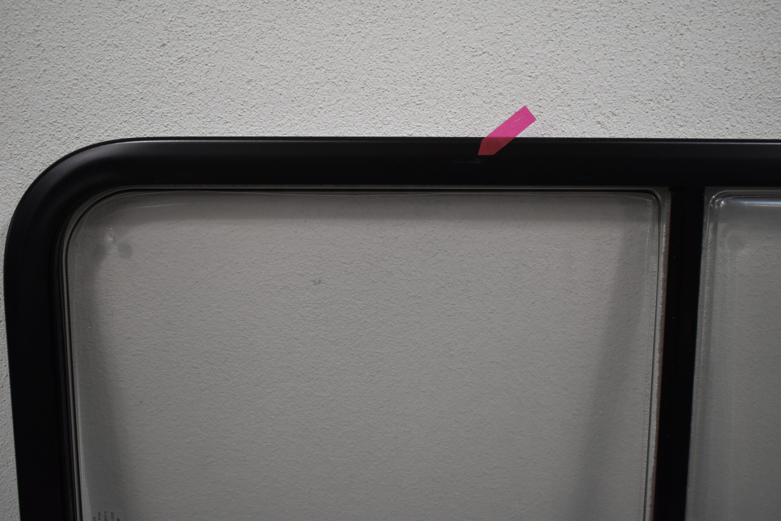 Dometic Schiebefenster S7 900x550mm Schwarz