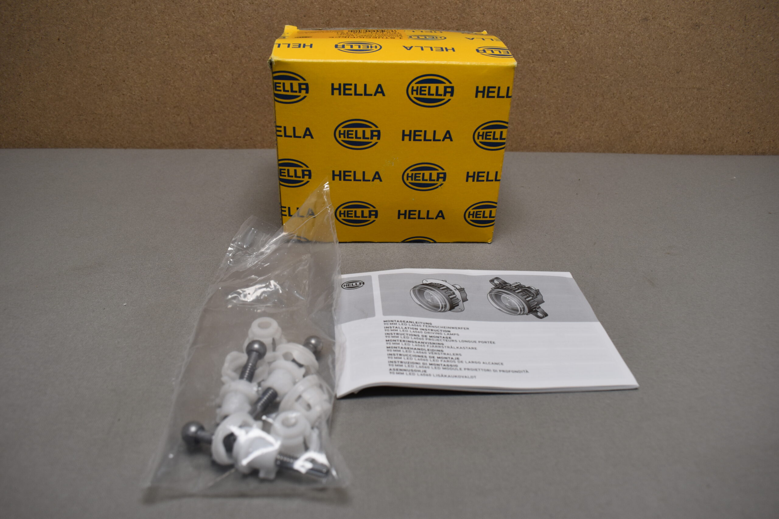 Hella Scheinwerfer Fernlicht LED