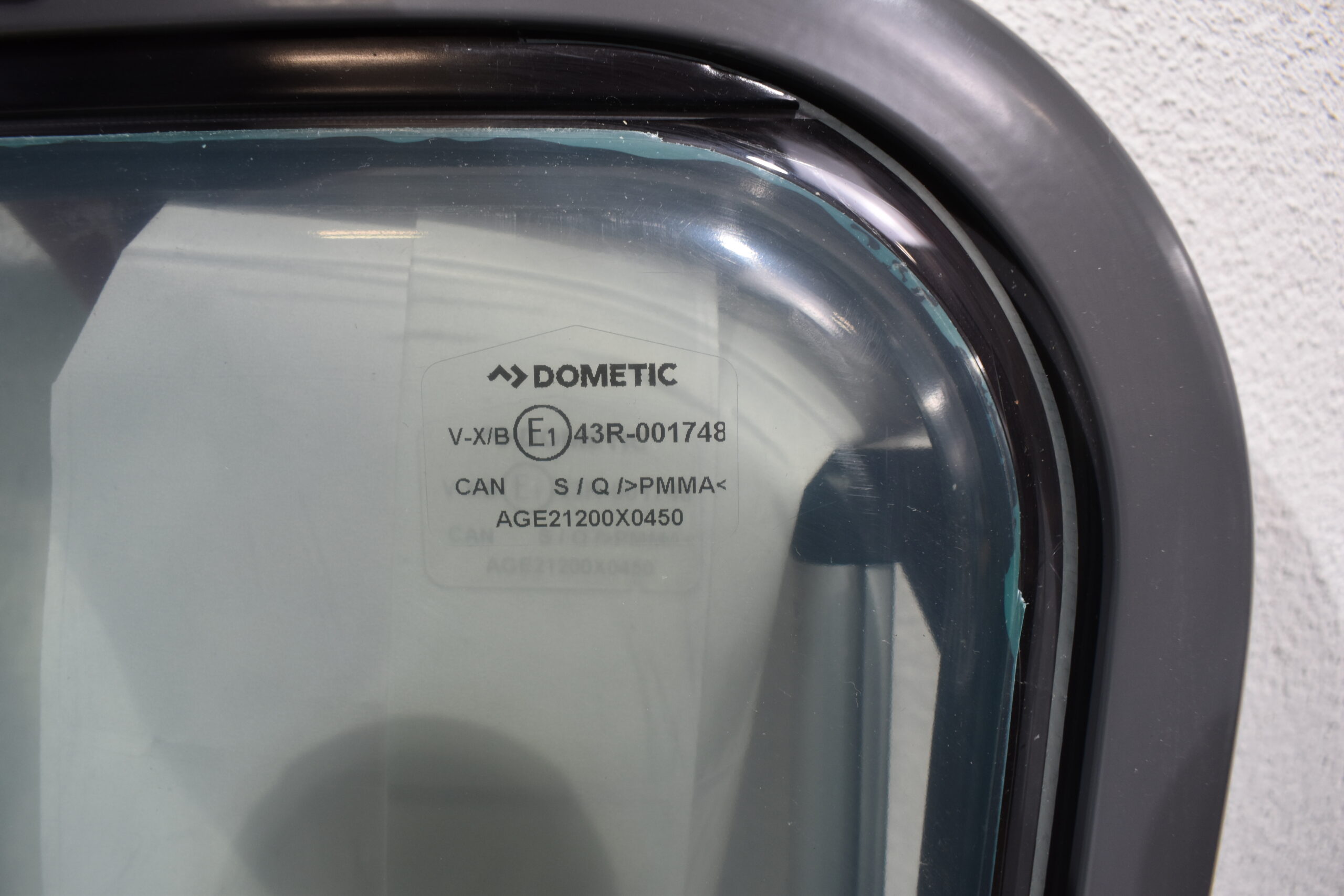 Dometic Ausstellfenster S7 1200x450mm dunkel grau