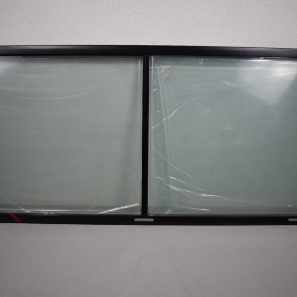 Dometic Schiebefenster S7 1400x600mm schwarz