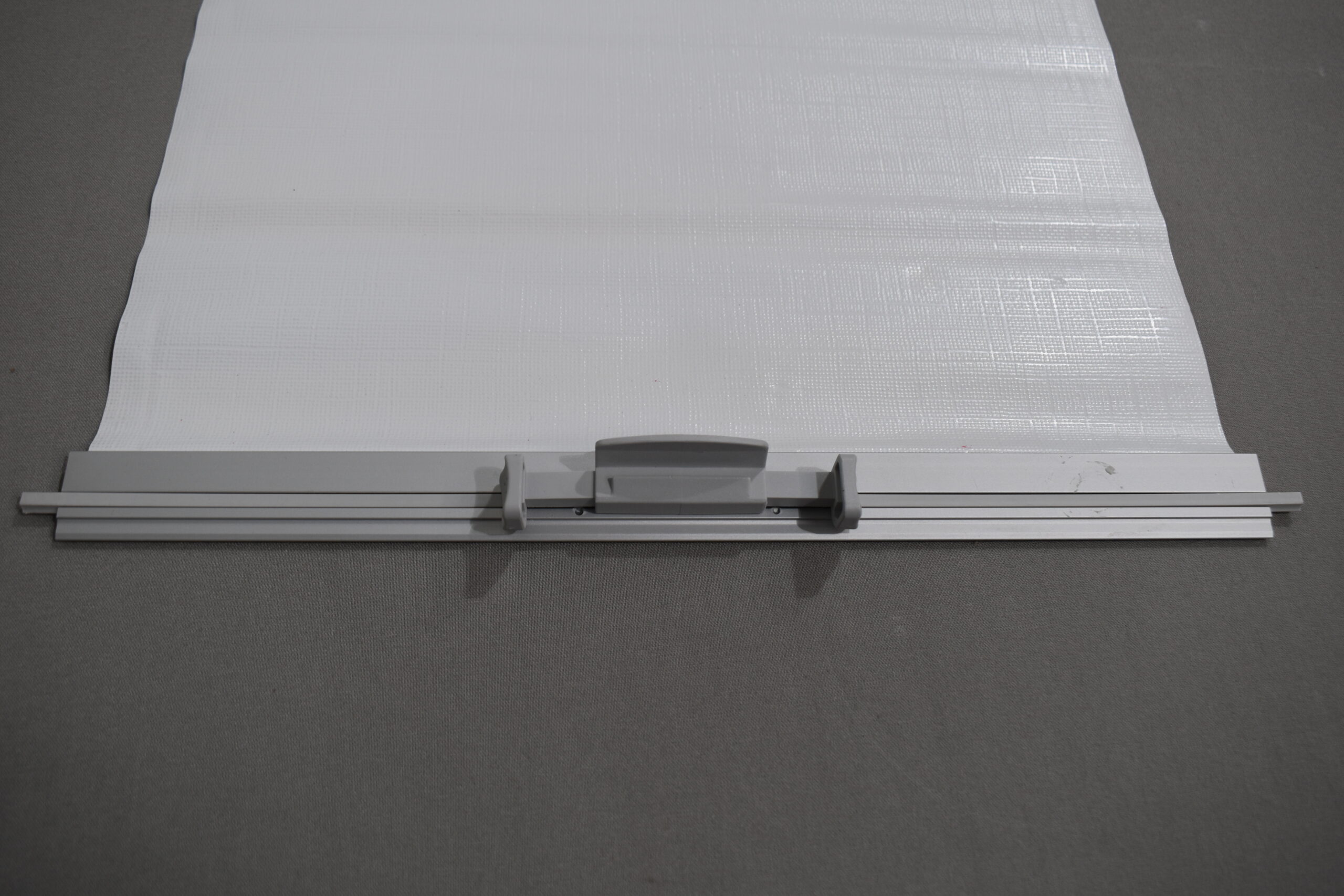 Verdunklungs-Rollo 360x1010mm weiß