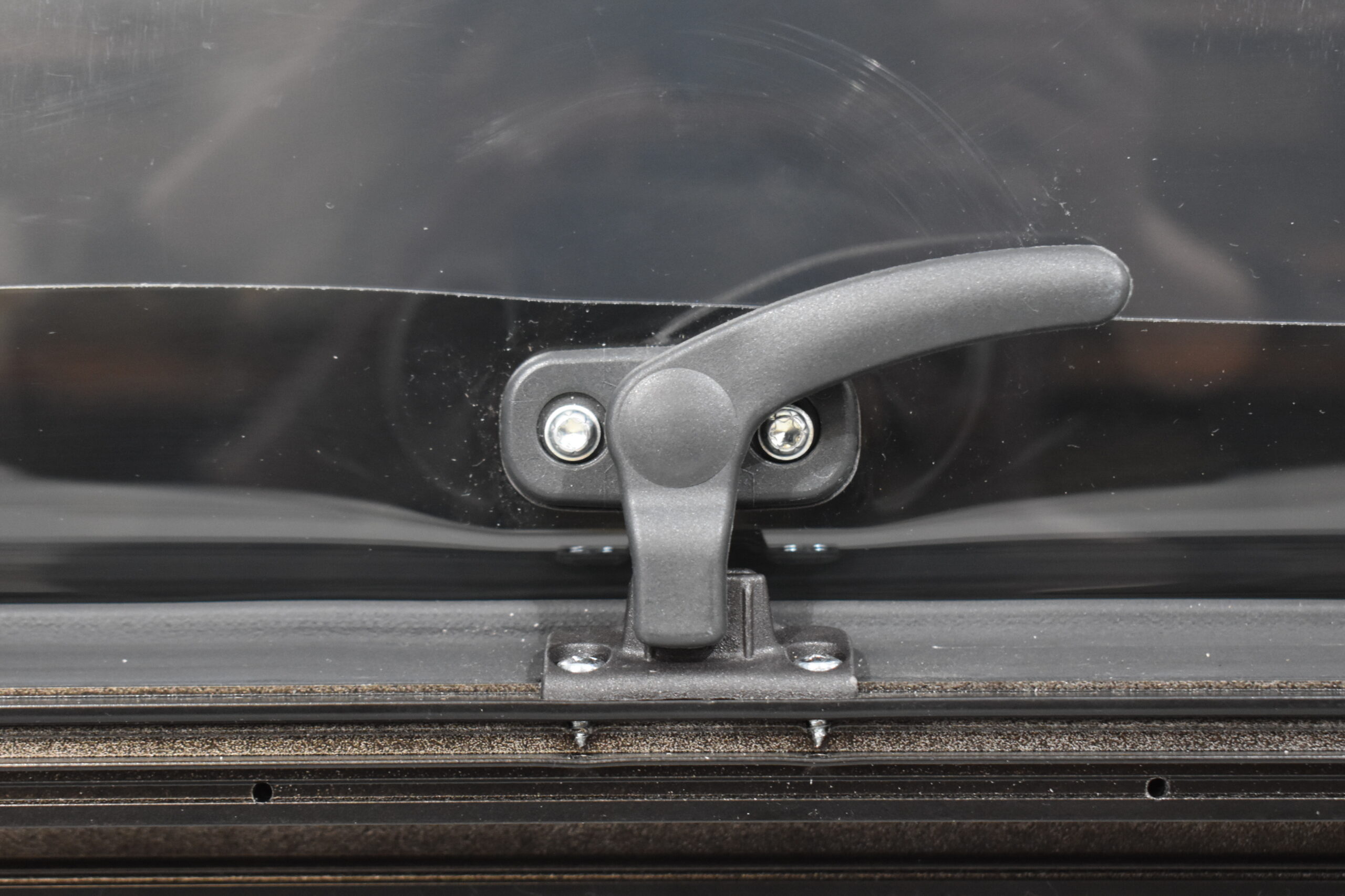 Dometic Ausstellfenster S7 818x315mm schwarz