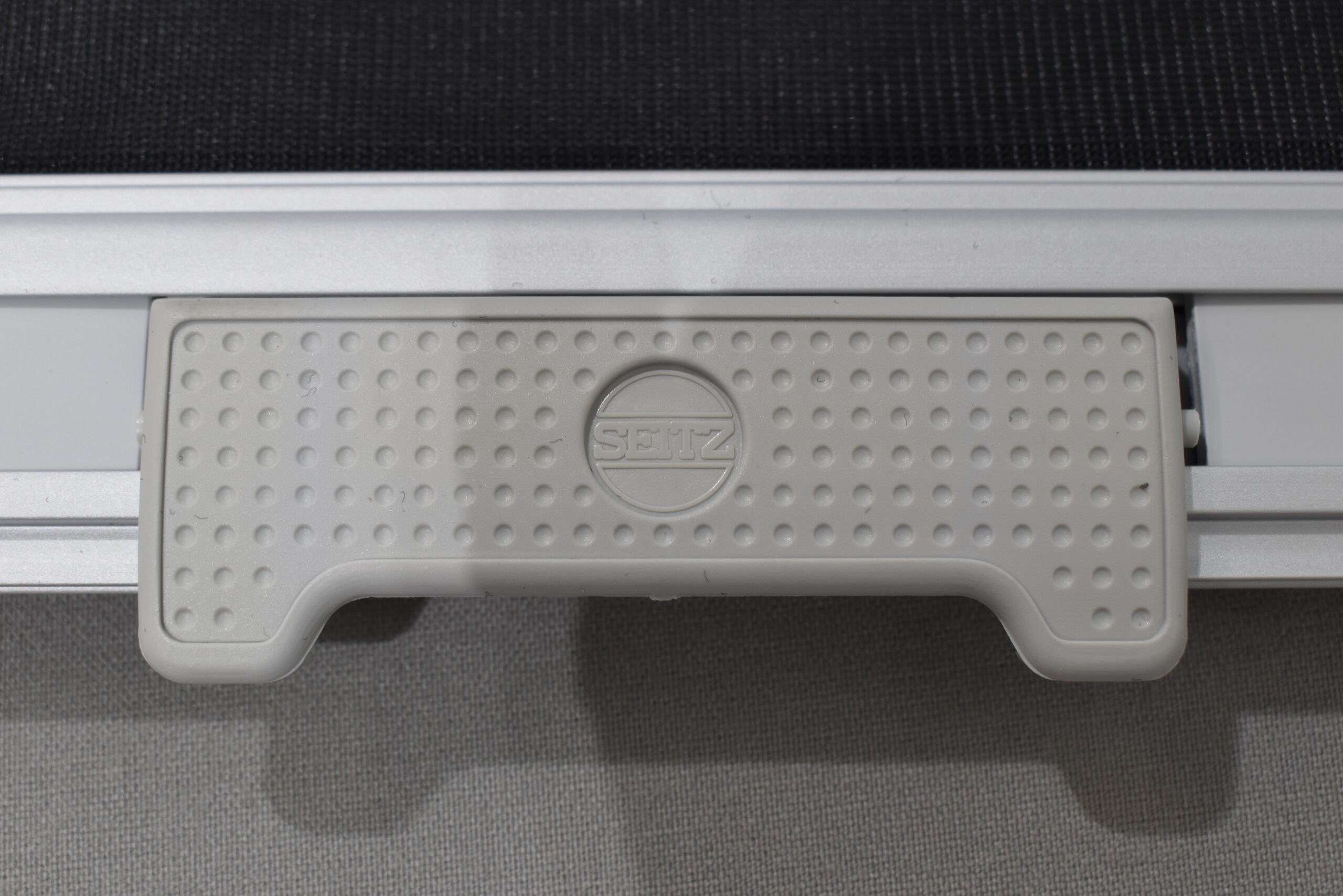 Seitz Fliegen-Rollo 570x920mm schwarz/grau