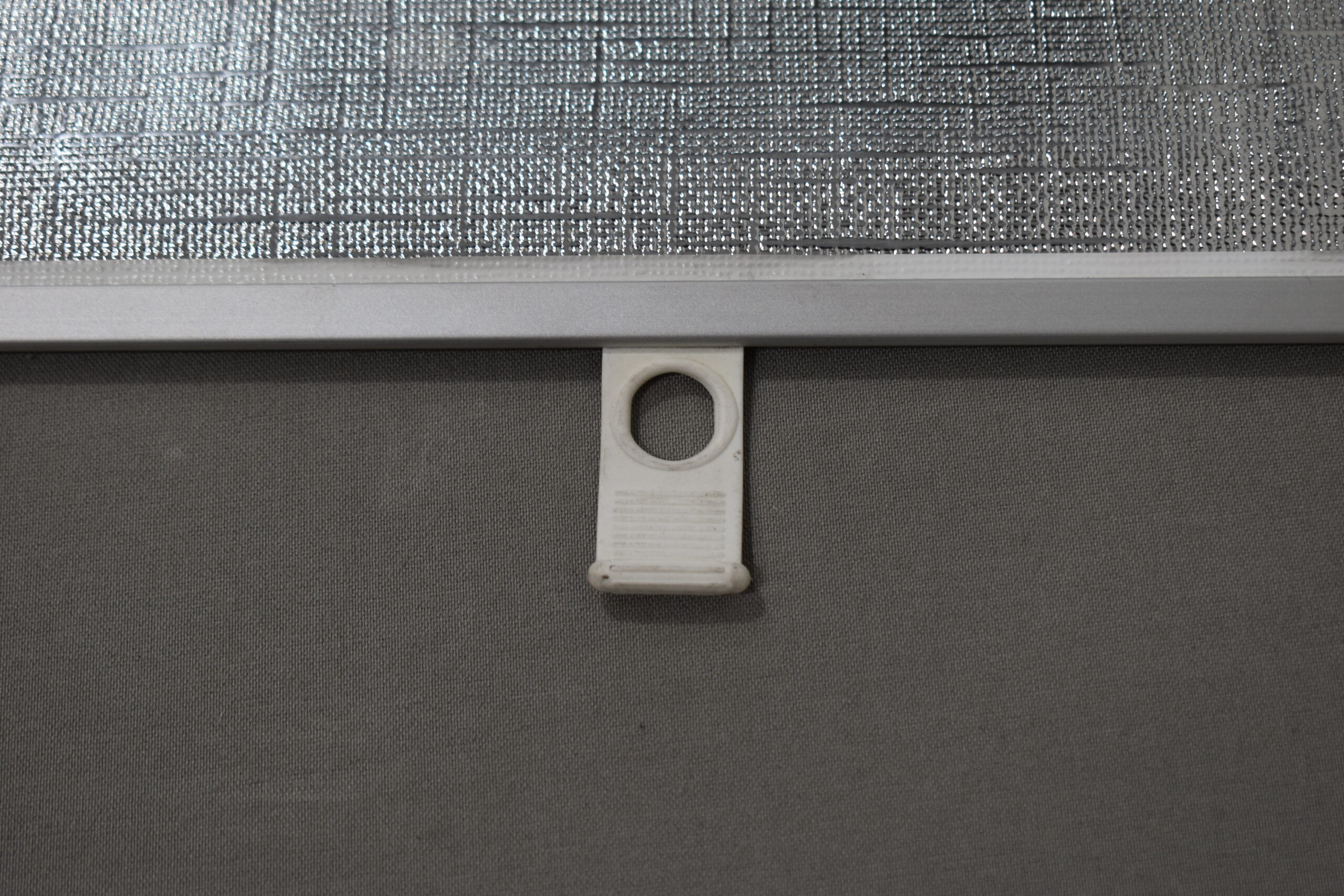 Verdunklungs-Rollo 800x730mm Alu