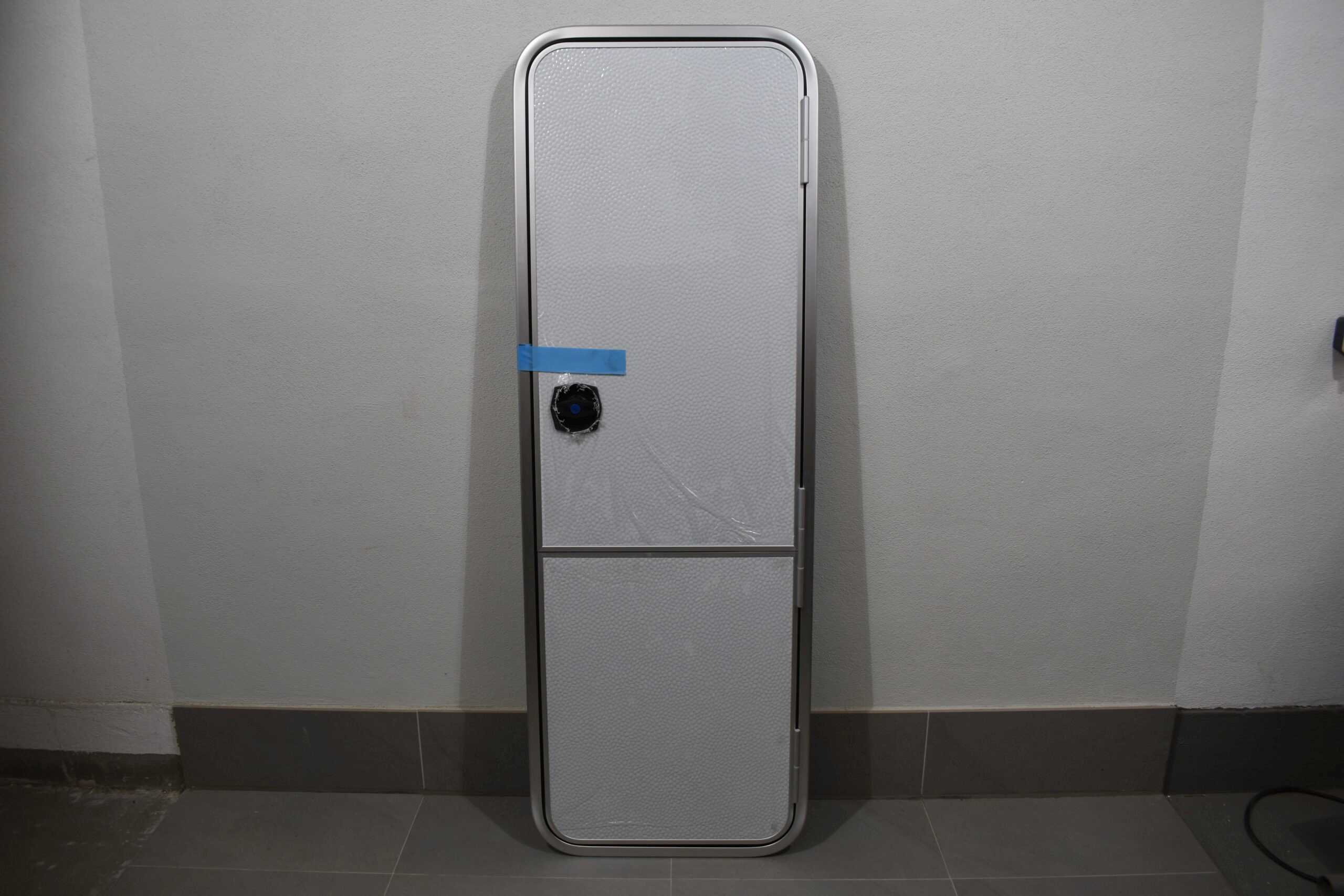 Aufbautür 1710x570mm für Eifelland (Freebird) weiß