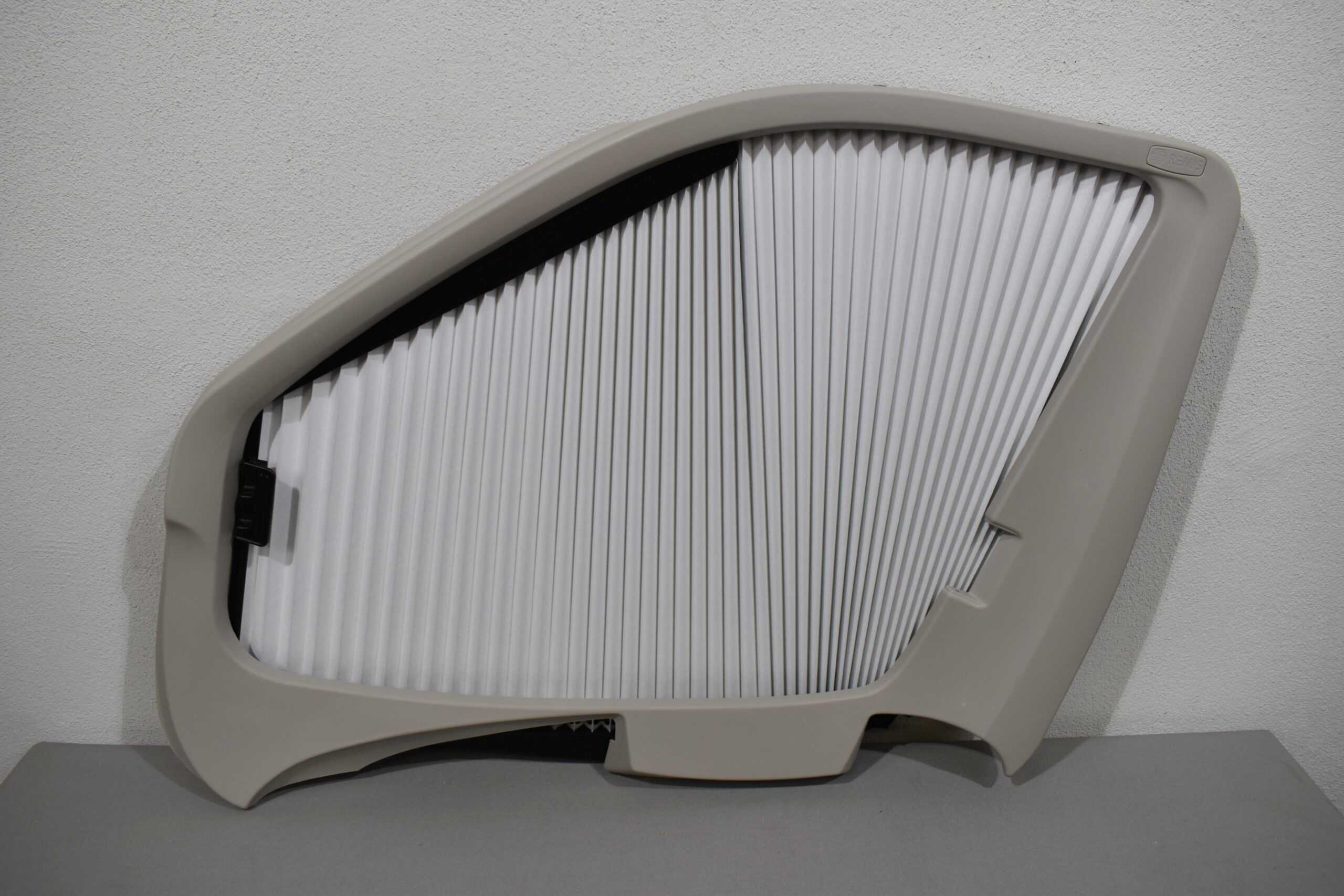 Remis Verdunklungs-Plissee für Fahrerkabine rechts und links