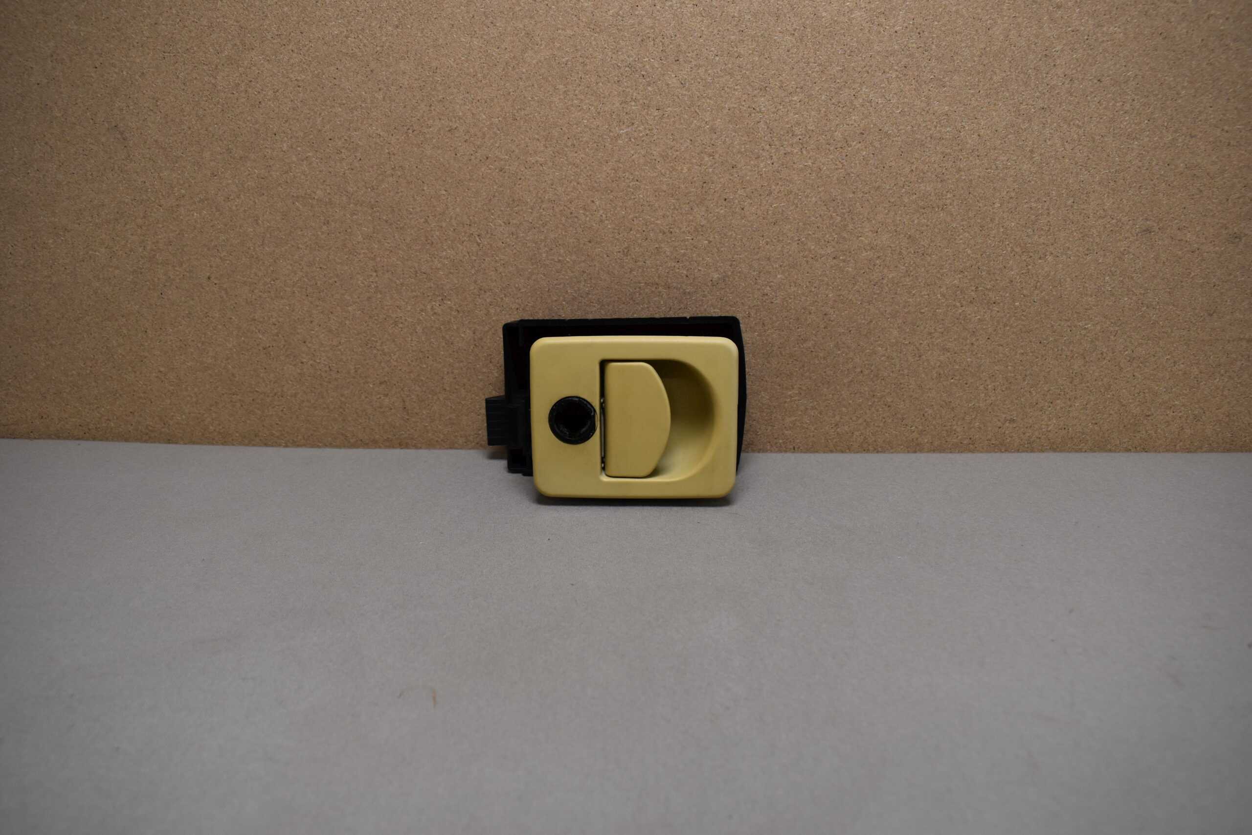 Türgriff 85x122mm beige