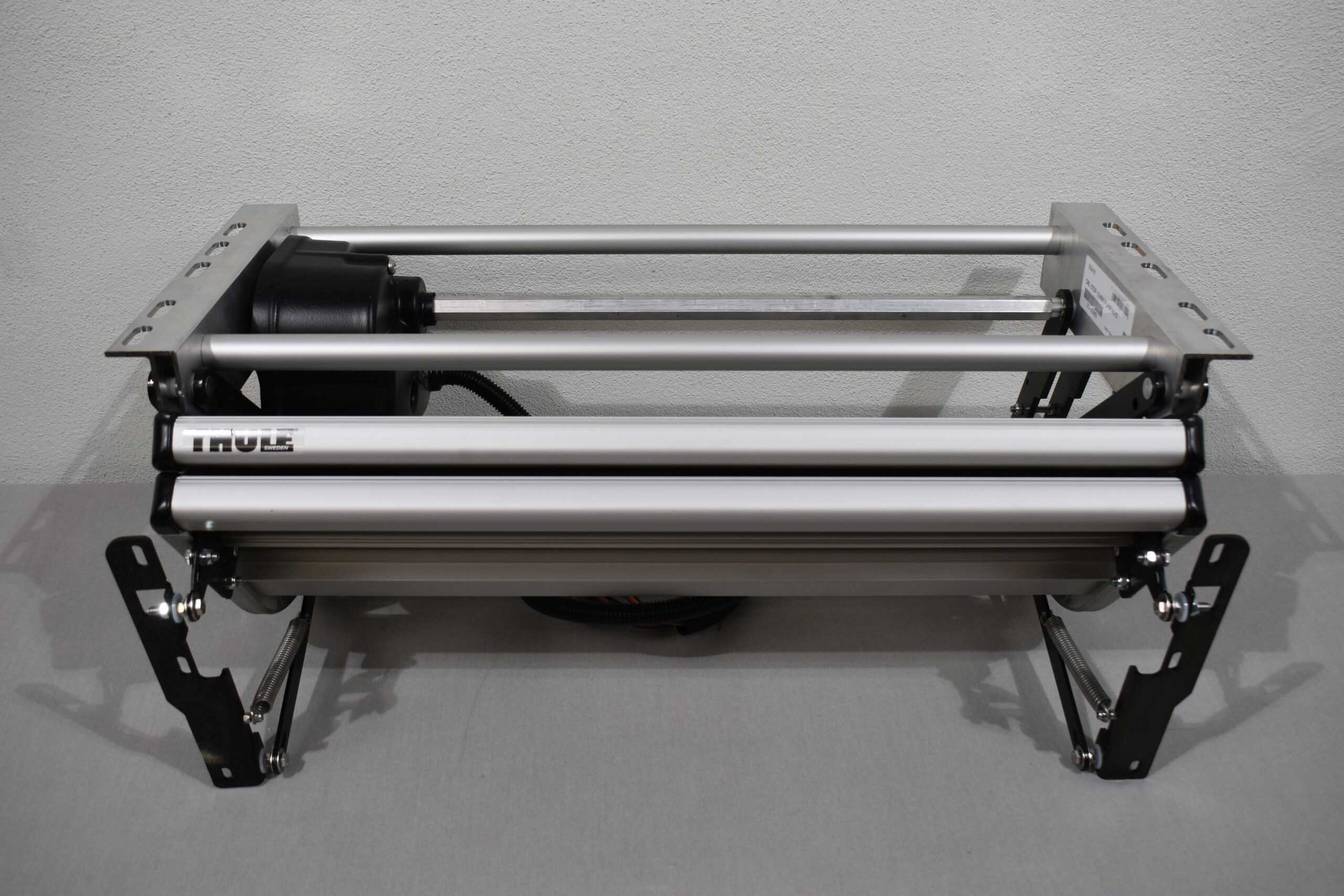 Thule Elektrisch ausfahrende Trittstufe DBL Step 12Volt650 Flair MJ15