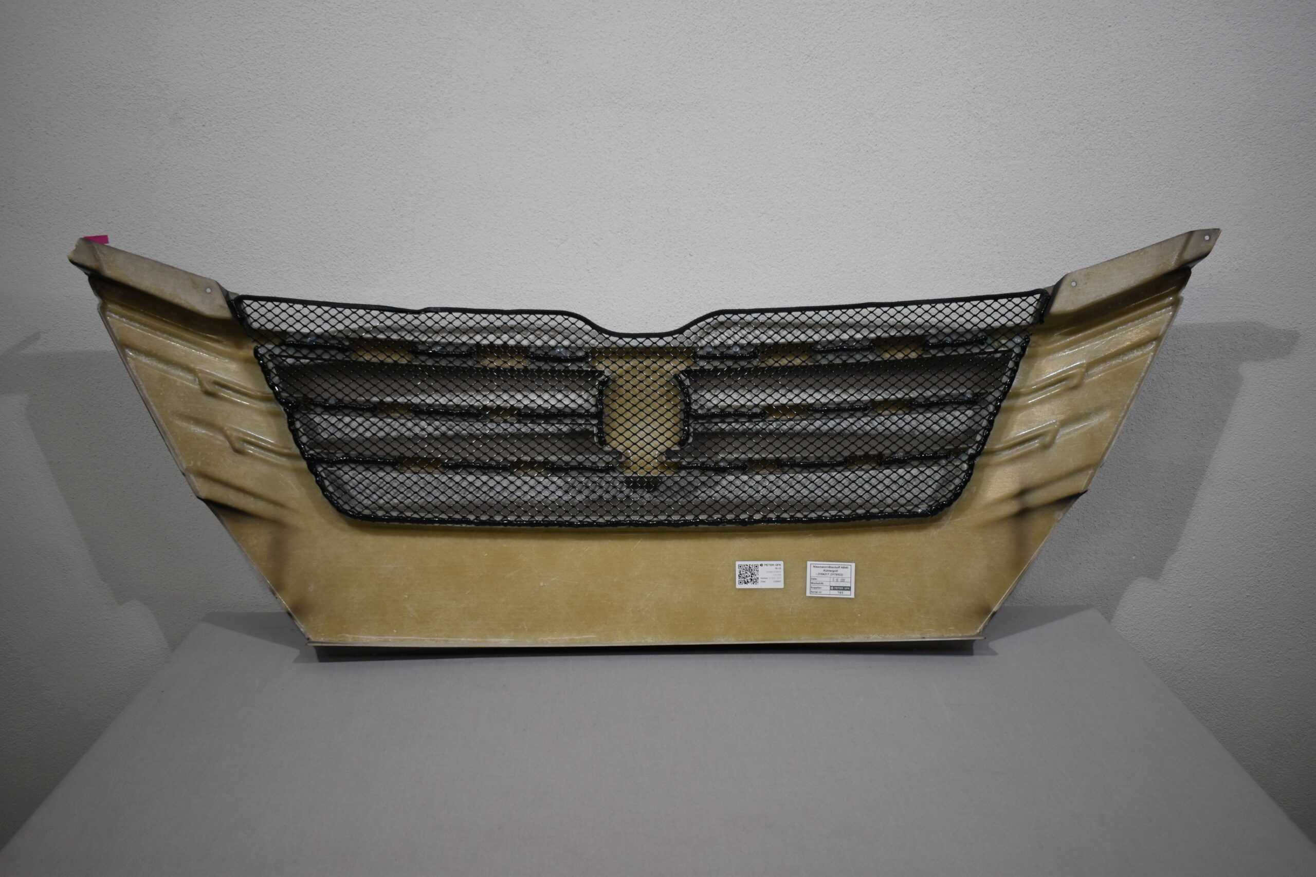 Kühlergrill für Niesmann und Bischoff Ismove 2021-2023 schwarz