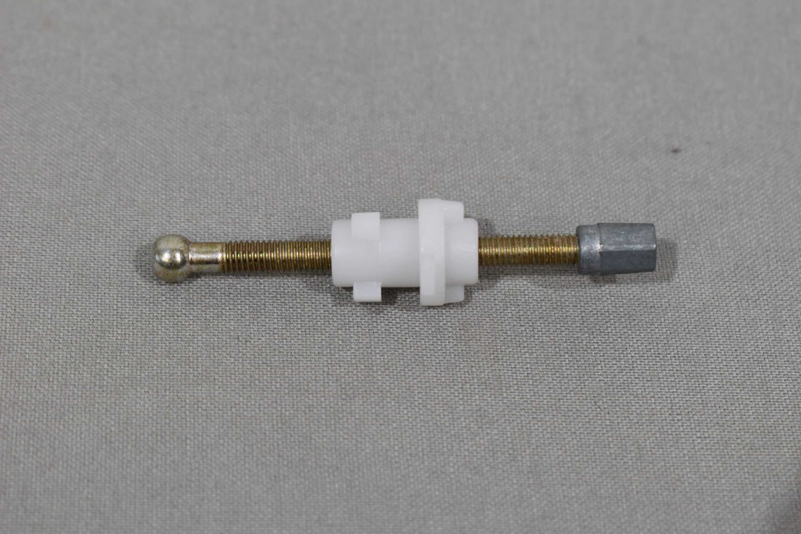 Leuchten-Halterung; Befestigungskit für 90mm Scheinwerfer MJ14-Arto