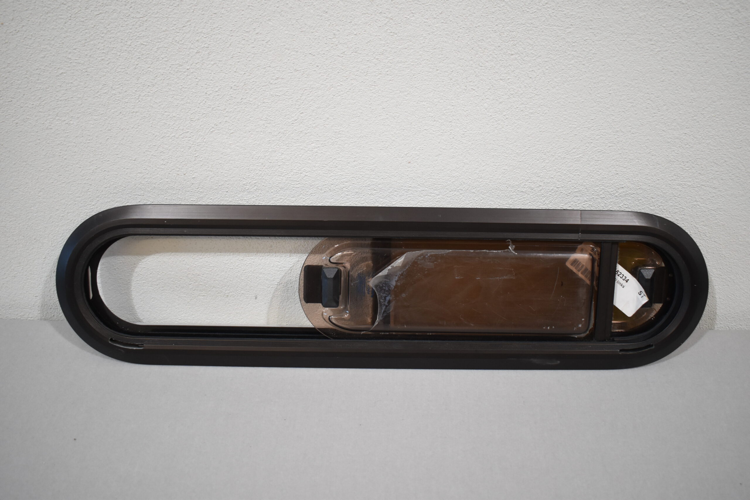 Schiebefenster im Dach links 700x150mm schwarz