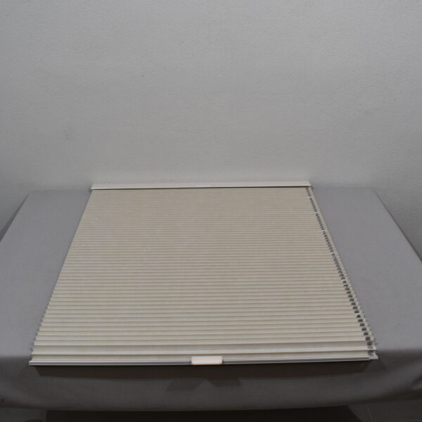 Verdunklungsrollo Fahrerseite 900x1125mm weiß