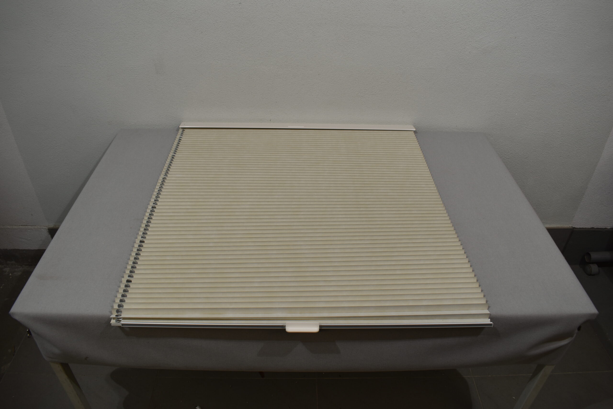 Verdunklungsrollo Beifahrerseite 900x1125mm weiß