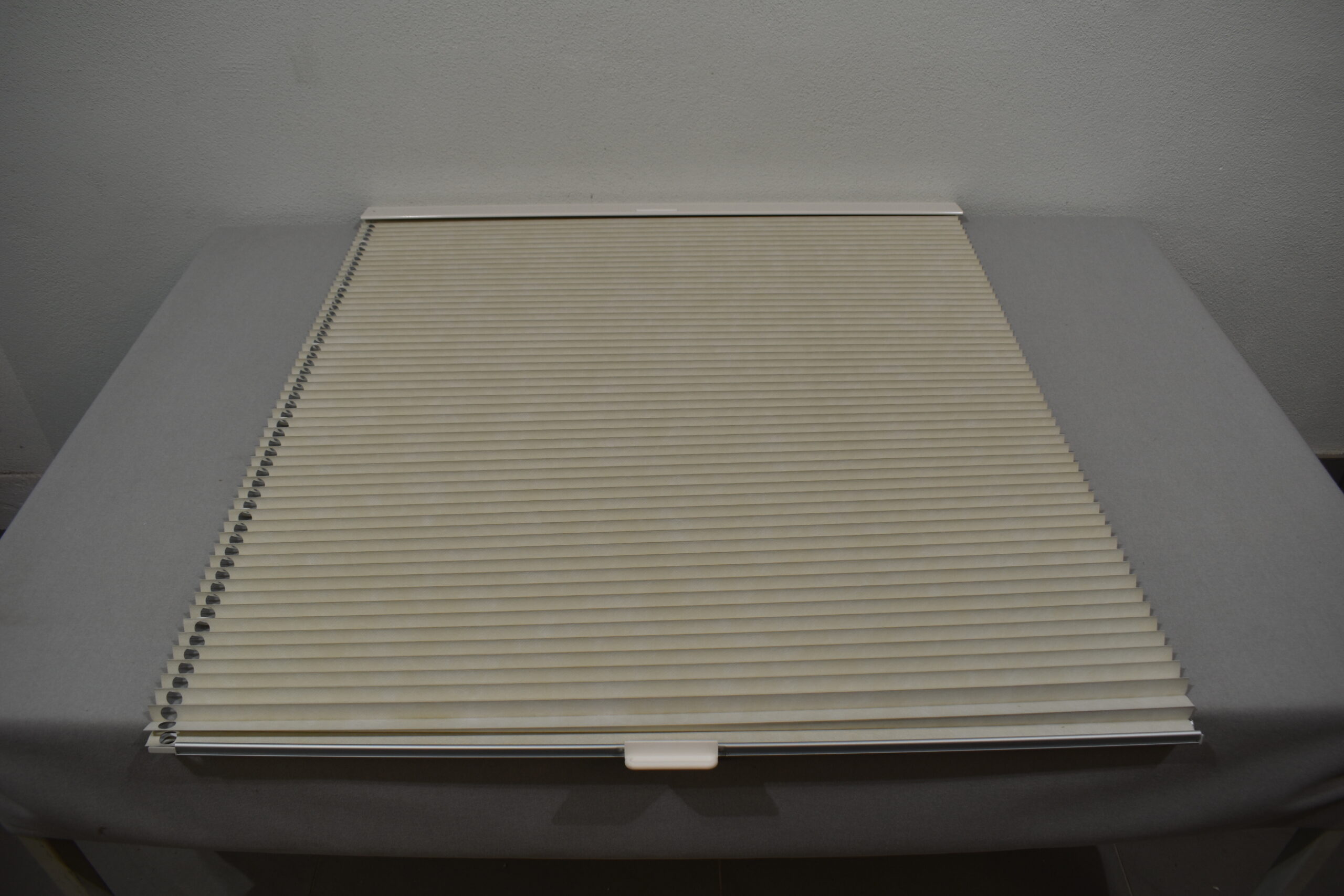 Verdunklungsrollo Beifahrerseite 900x1125mm weiß