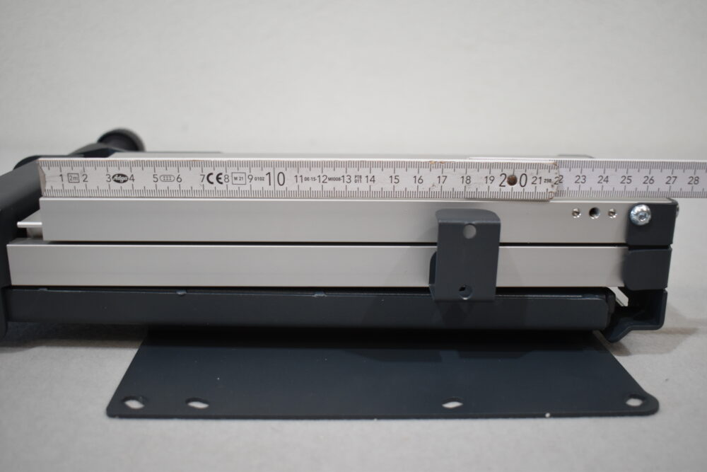 Novus Sky TV Wandhalterung Linearauszug silber
