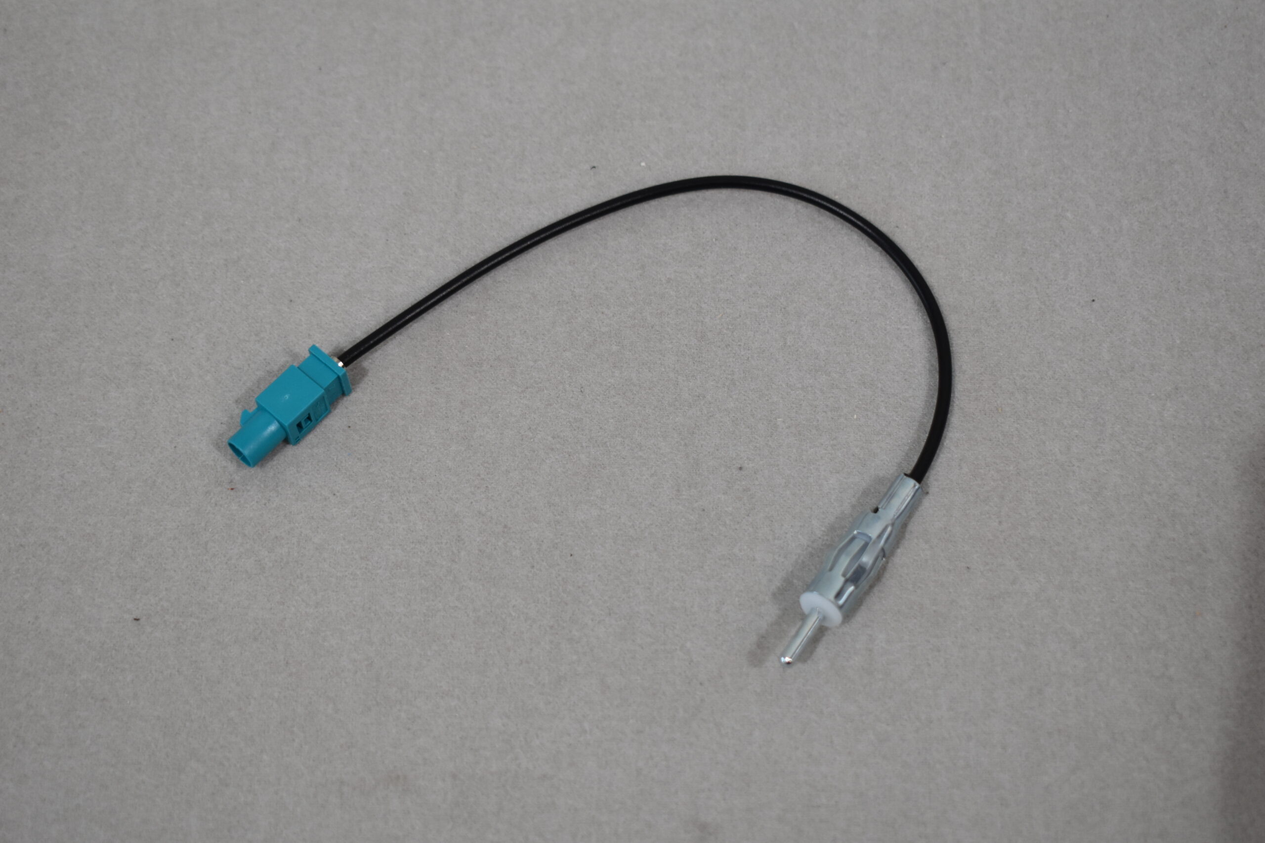 Caratec CIT200 Install Einbausatz für Ford Transit